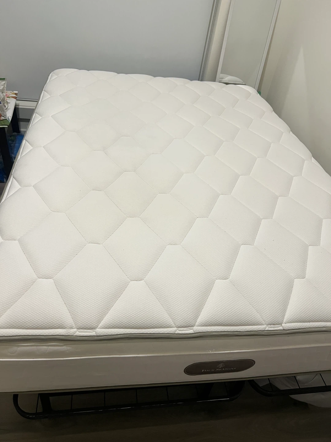 Four Seasons Mattress - 12" Thick