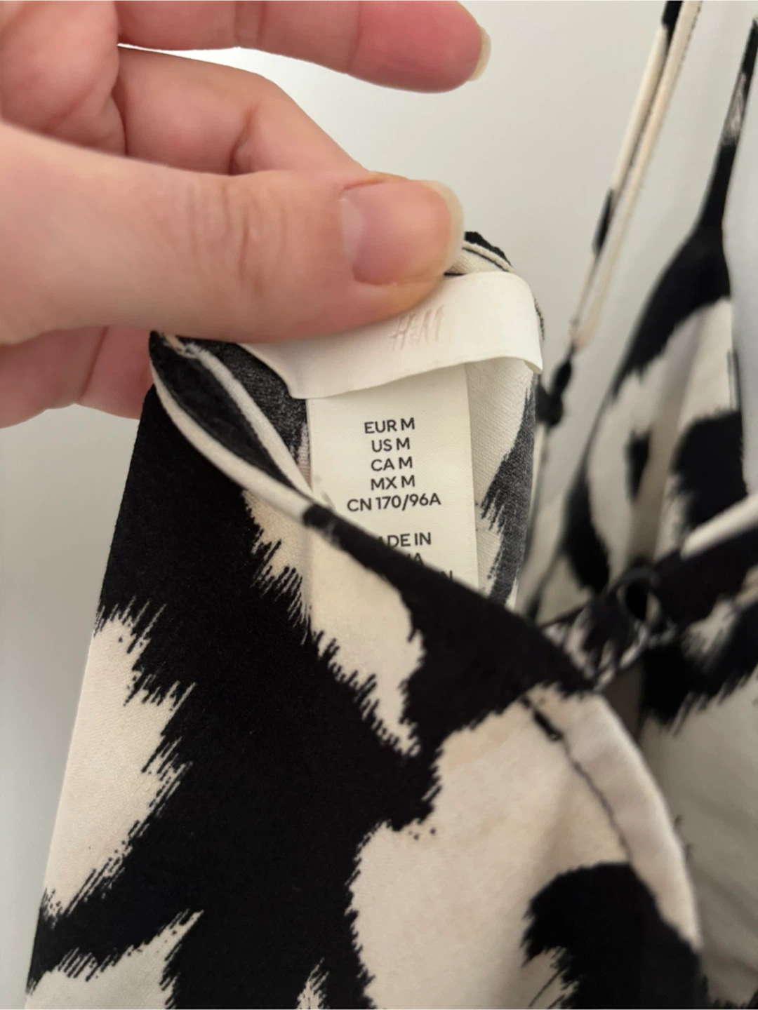 H&M Black & White Print Slip Dress - Size M - photo 4