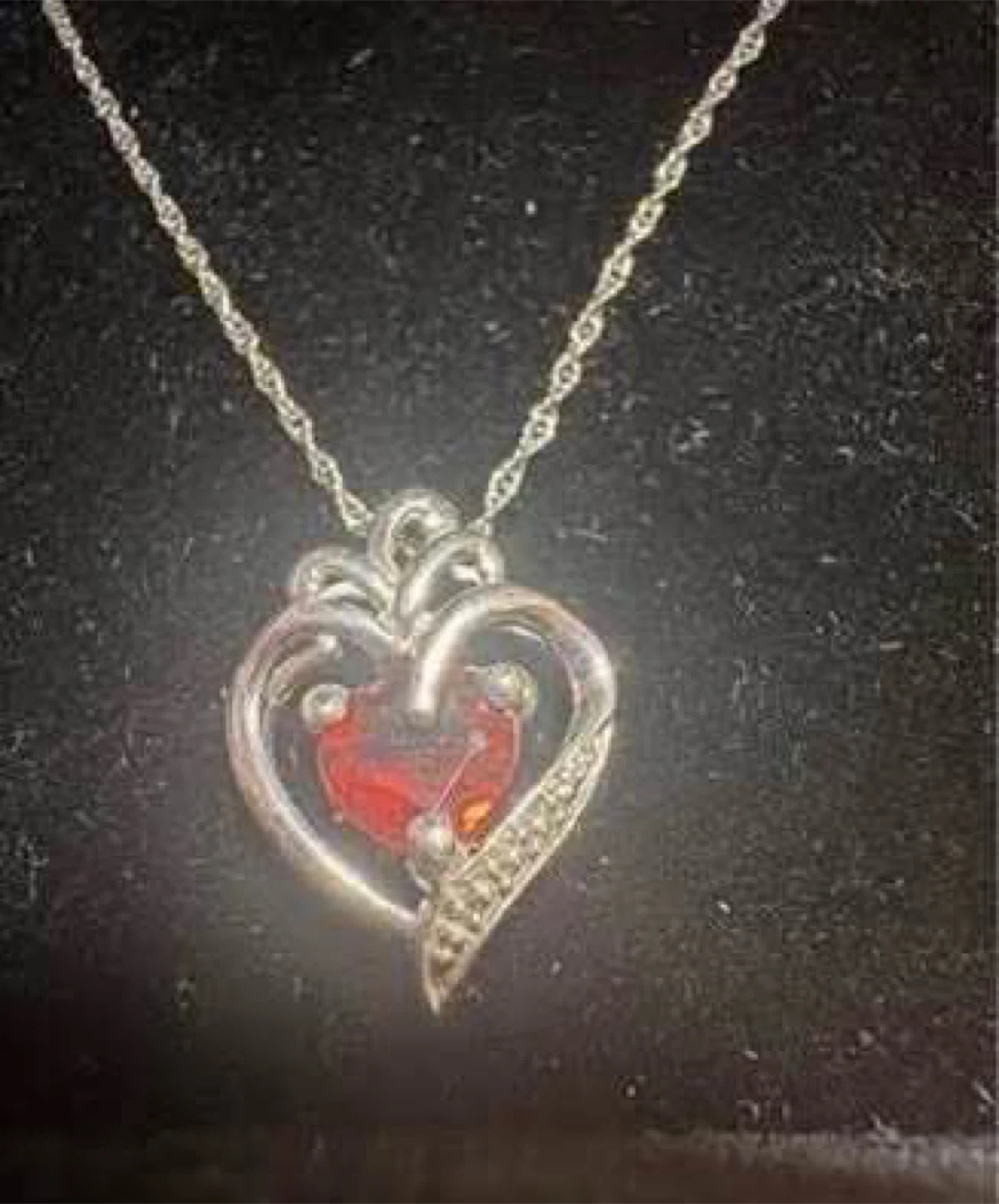 January Garnet birthstone necklace (New) (Authentic) - photo 3