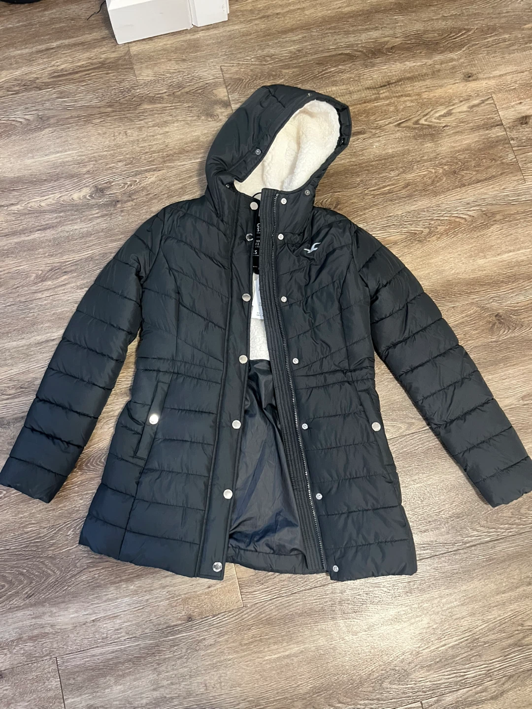 Hollister Puffer Jacket - XS
