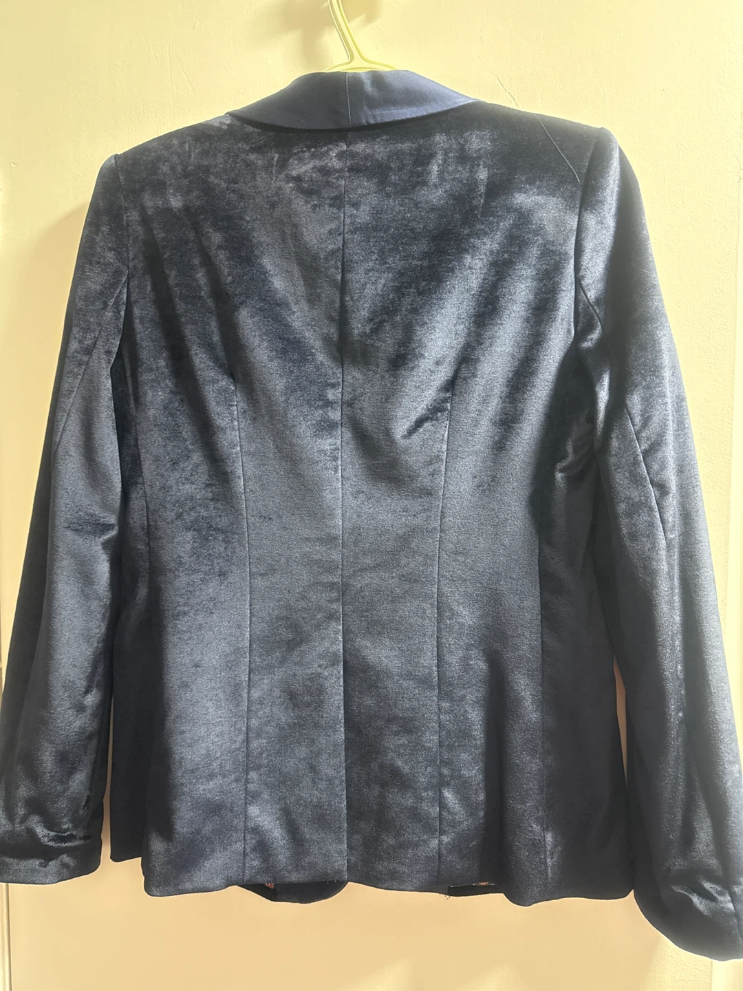 Elizabeth and James Navy Velvet Blazer Size 8 - photo 3