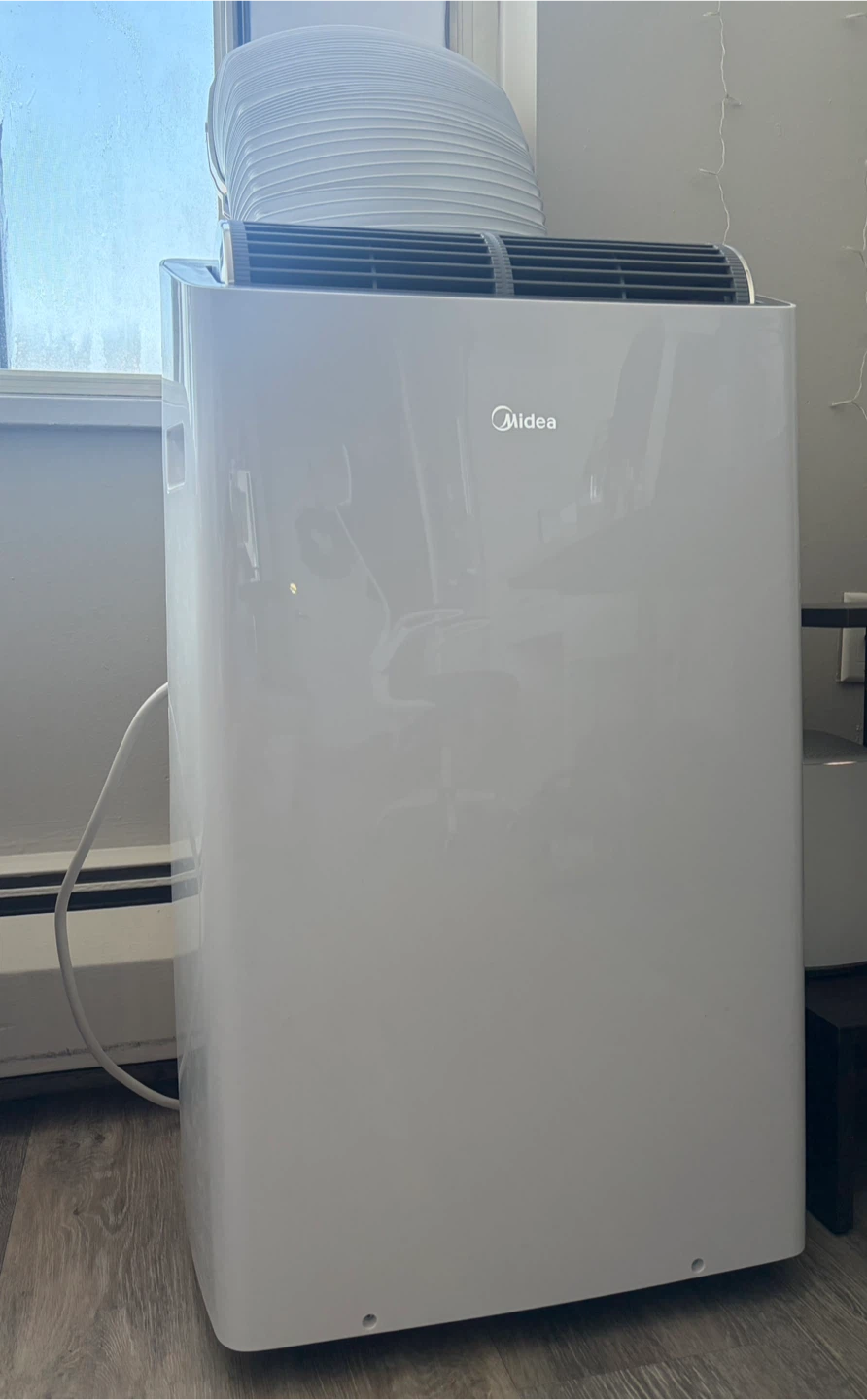 Portable Air Conditioner - photo 2