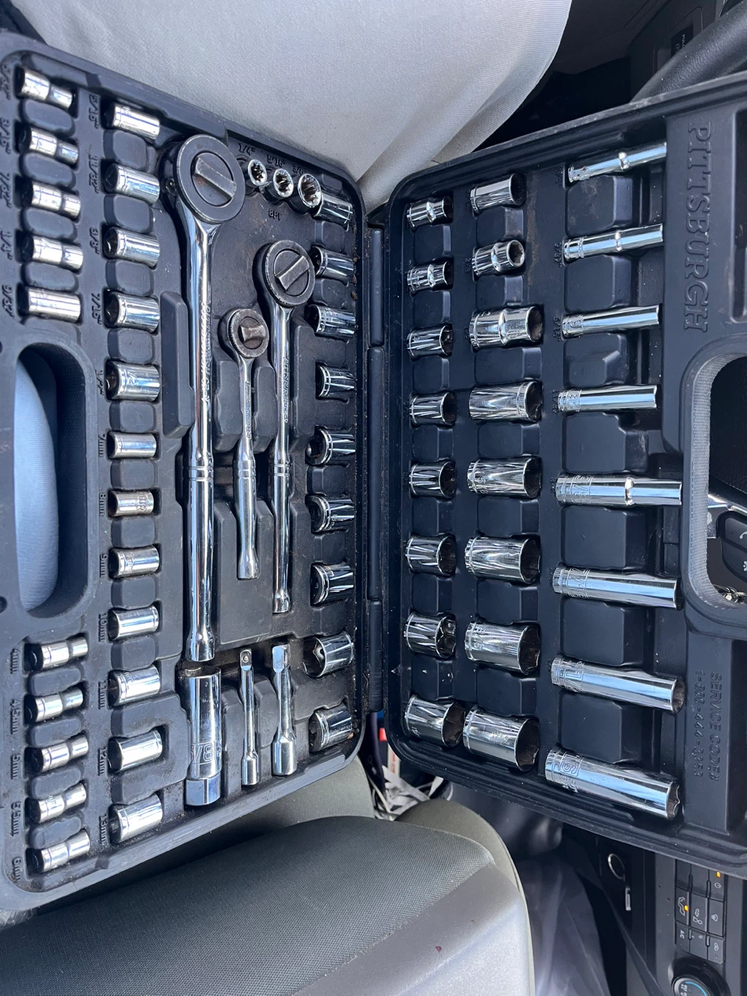 Pittsburgh Socket Wrench Set