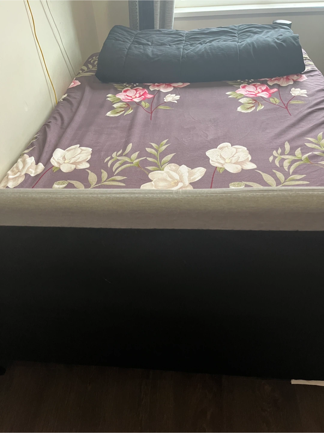 Queen Size Bed Frame with Mattress - photo 5