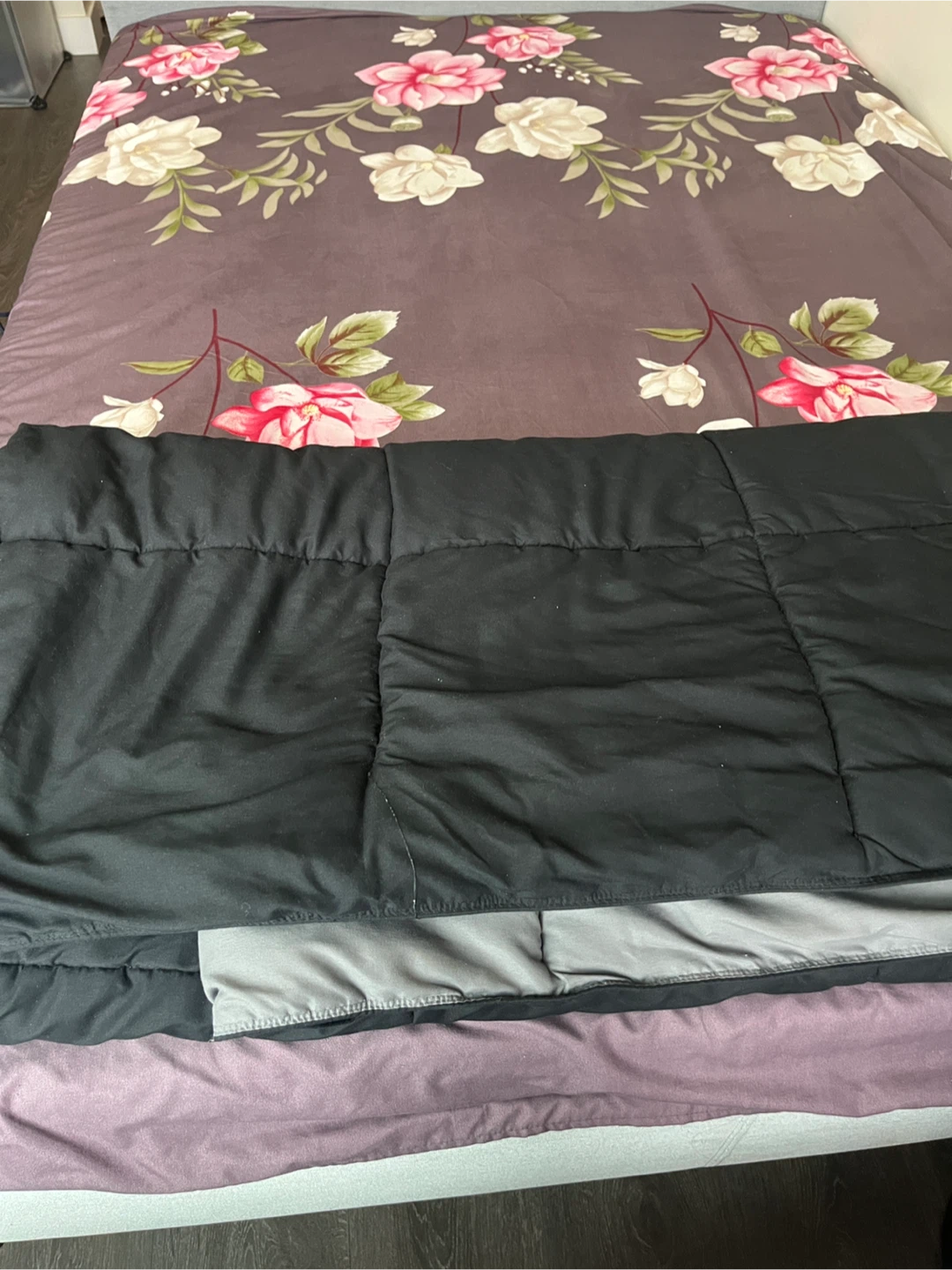 Queen Size Bed Frame with Mattress - photo 4