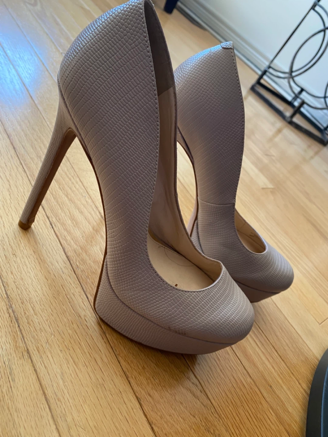Jessica Simpson Heels - photo 2