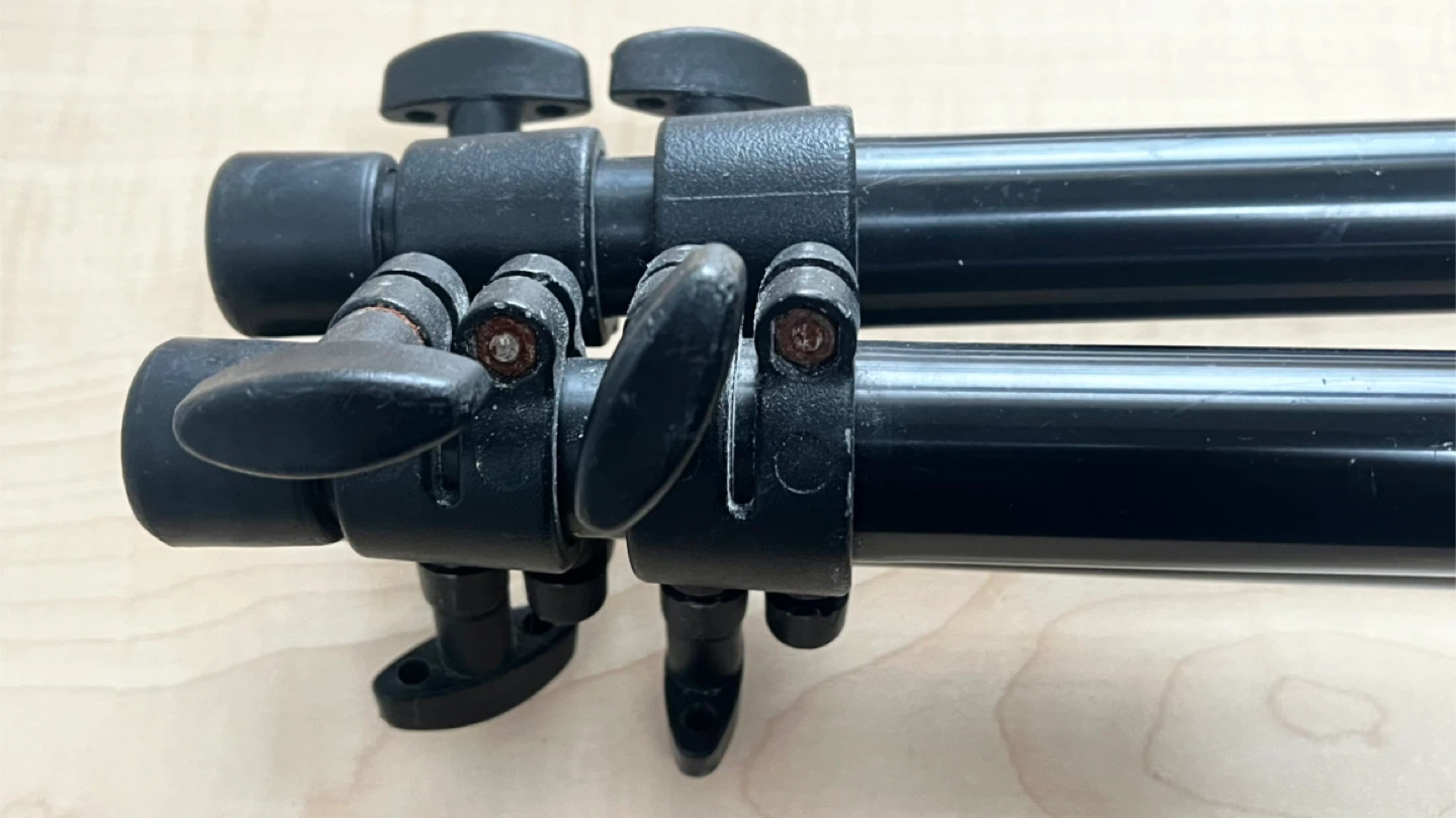 Manfrotto 190B Tripod - photo 4