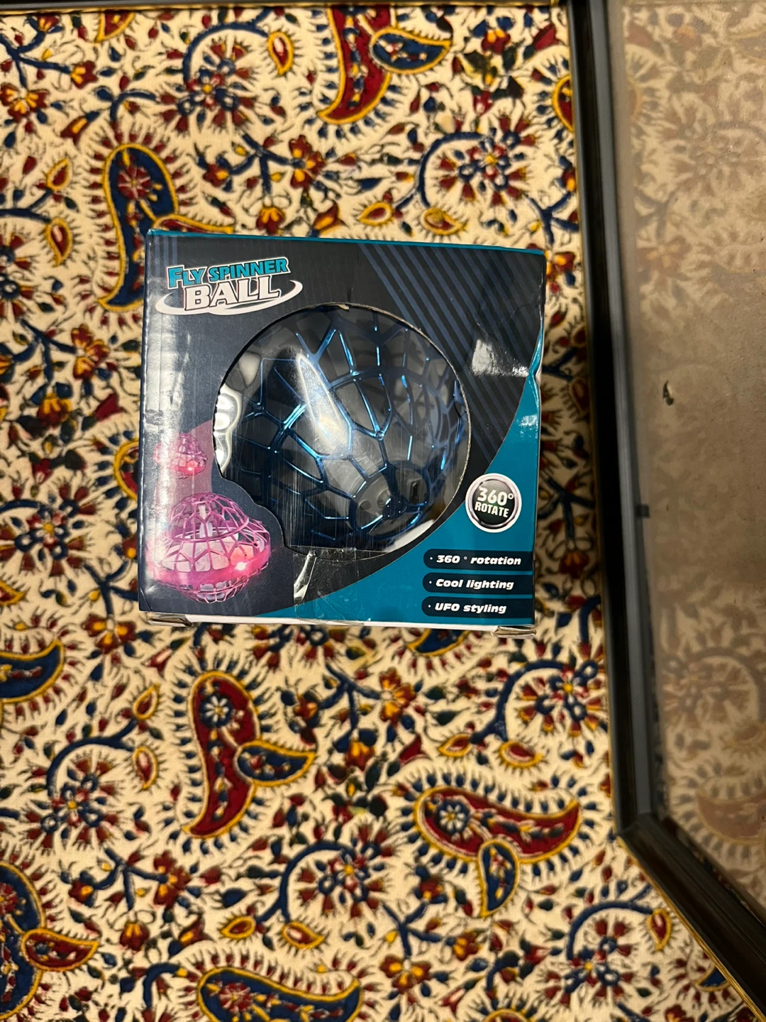 Fly Spinner Ball Toy