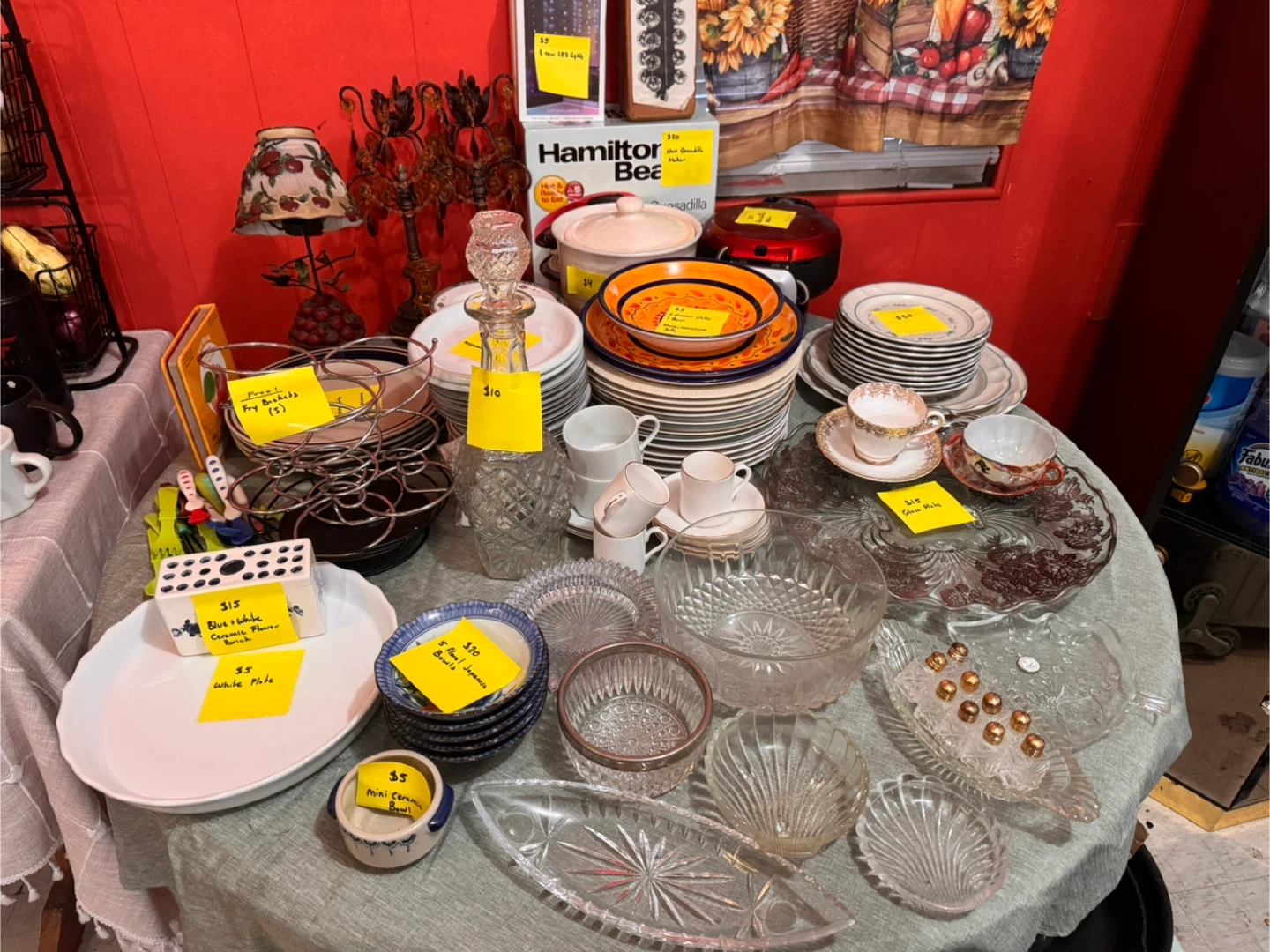 Vintage Dish Sets, Vases, Cups, Antiques & More - photo 4