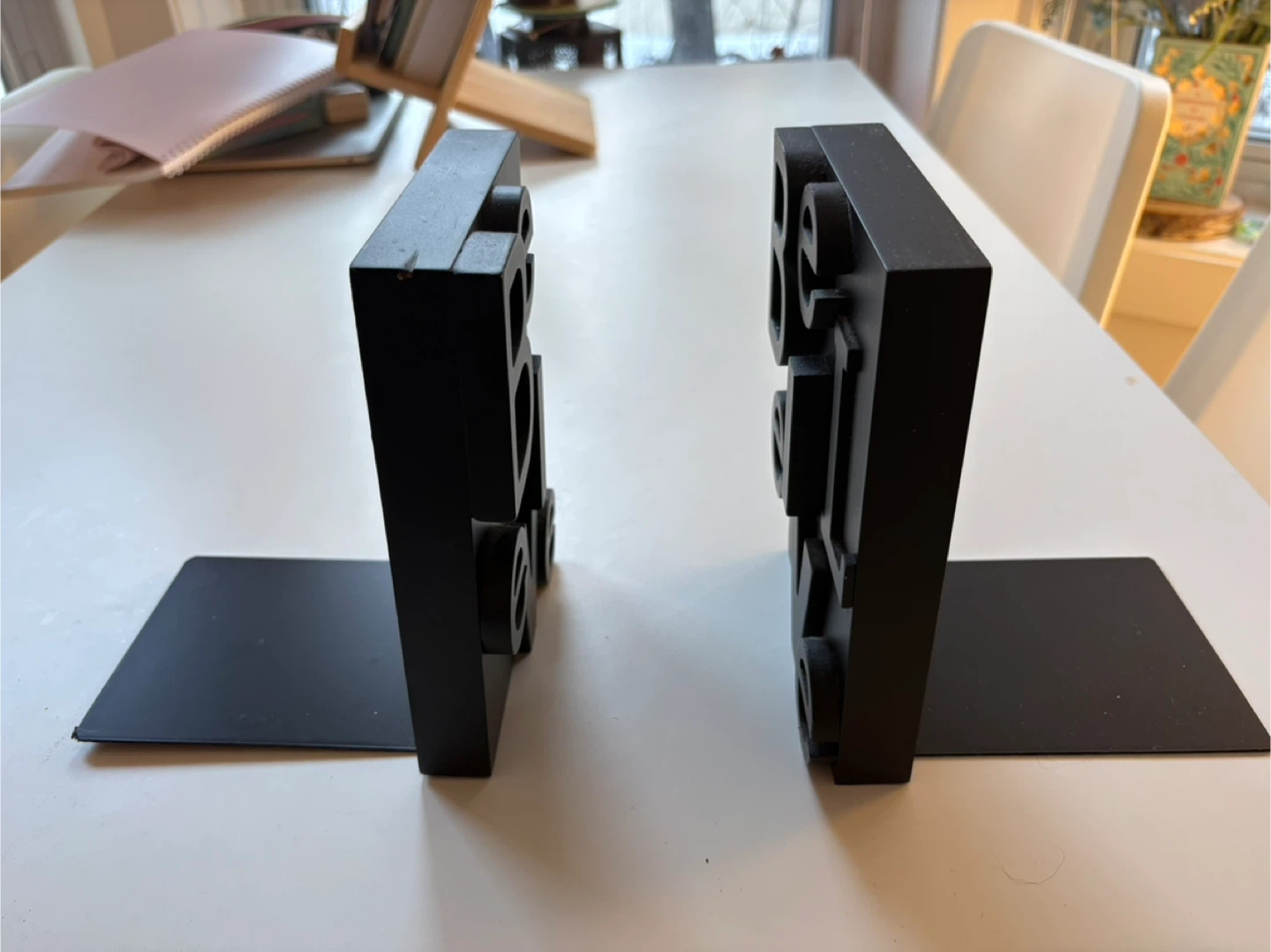 Bookends - photo 2