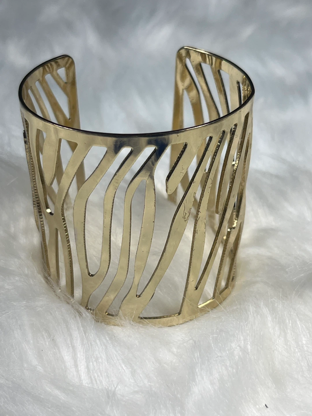 Gold Tone Cut-Out Cuff Bracelet - photo 2