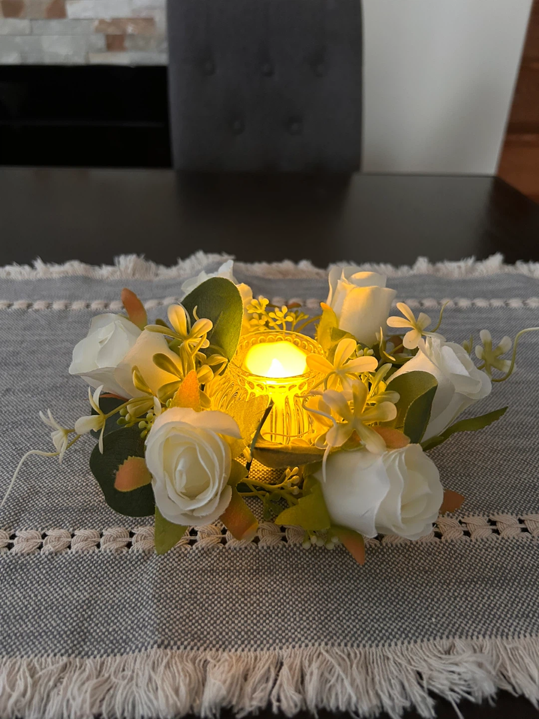 Artificial Rose Flower Arrangement [candle NOT Included] - photo 2