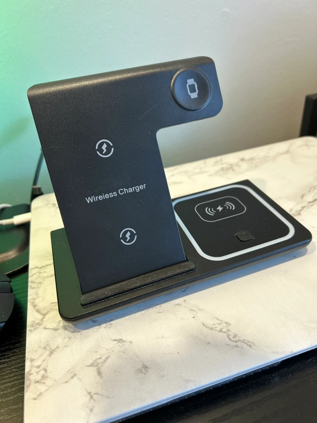Up to 15W [3in1] Wireless charging station - photo 3