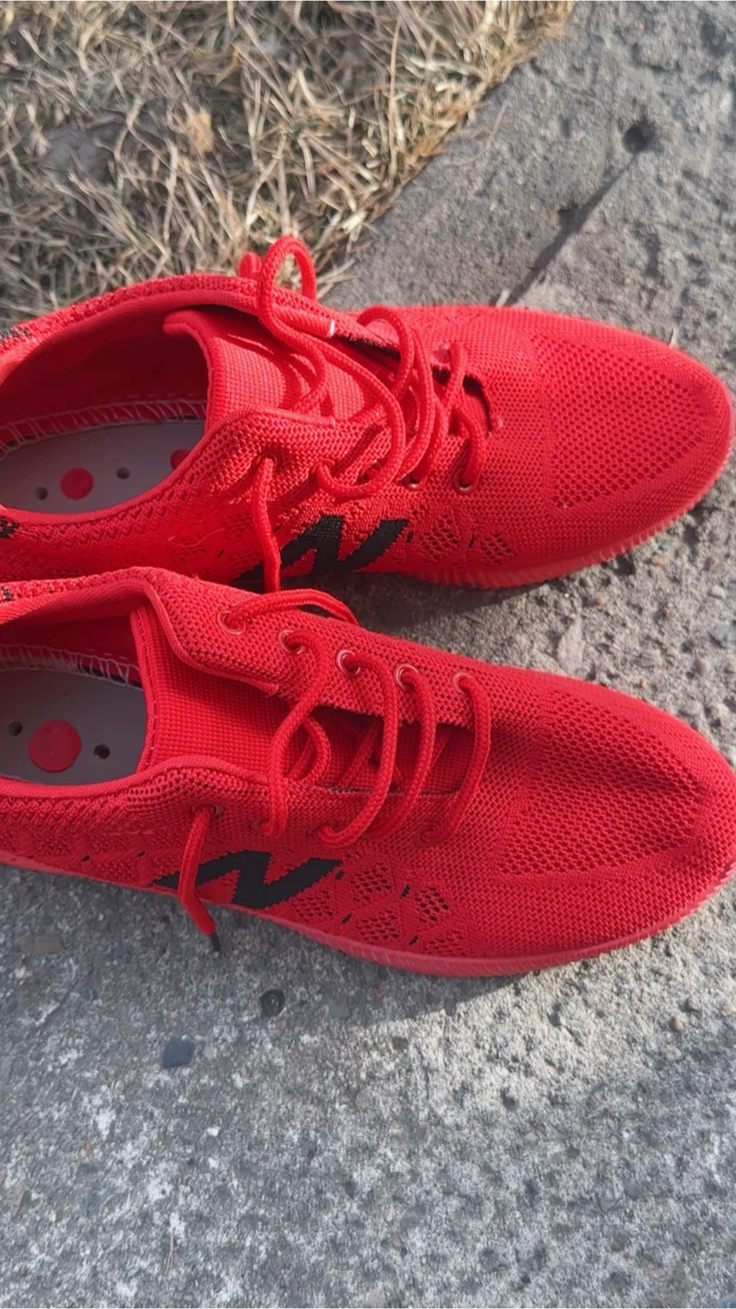 Red Athletic Shoes - photo 2