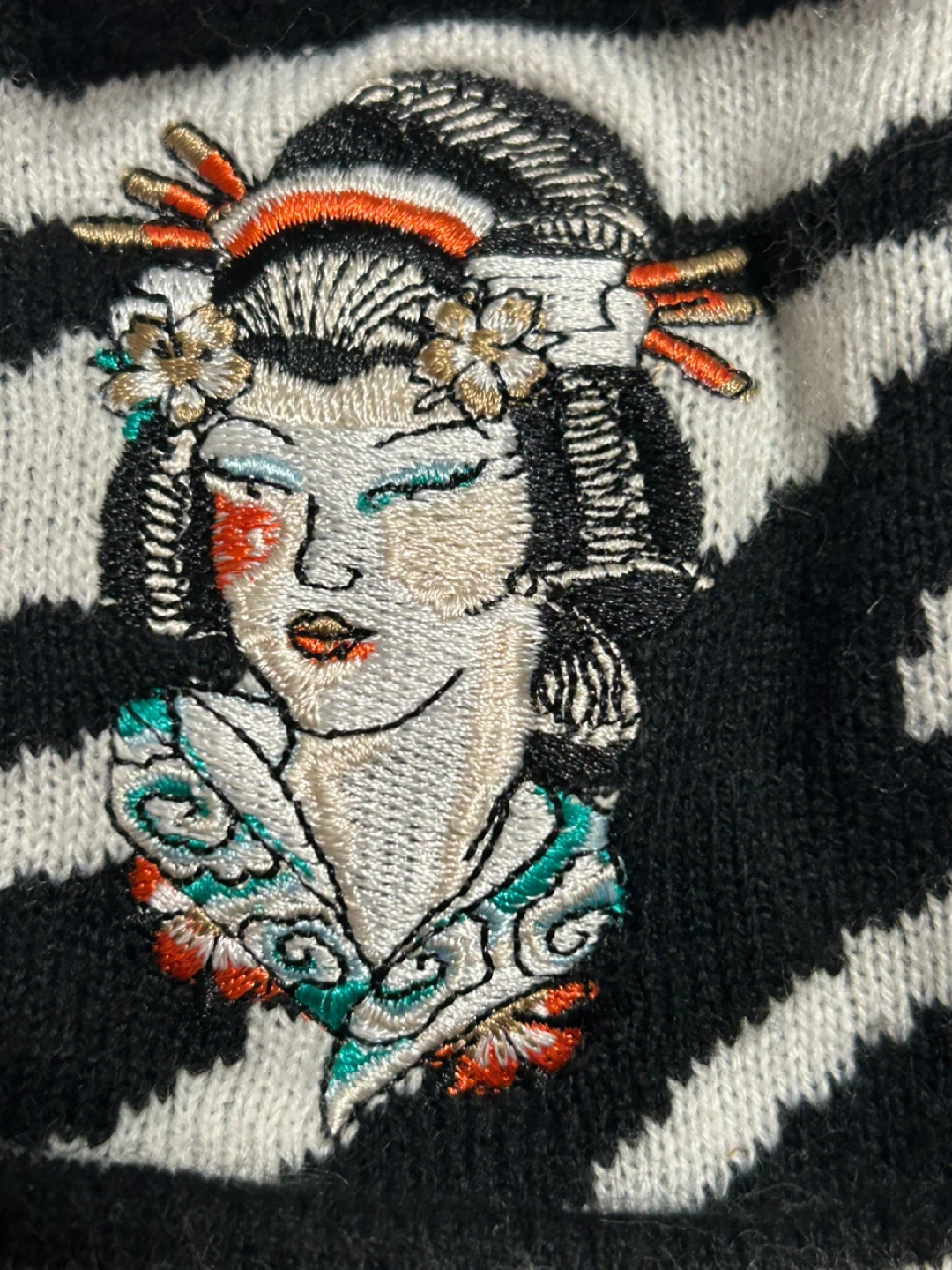 Ed Hardy Beanie with Geisha Embroidery - photo 5