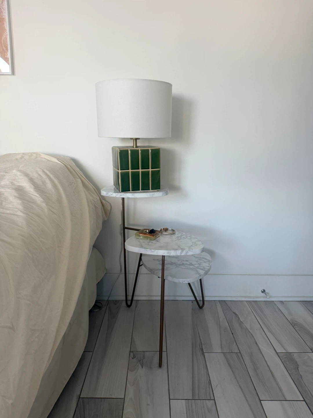 Green Ceramic Cube Table Lamp - photo 2