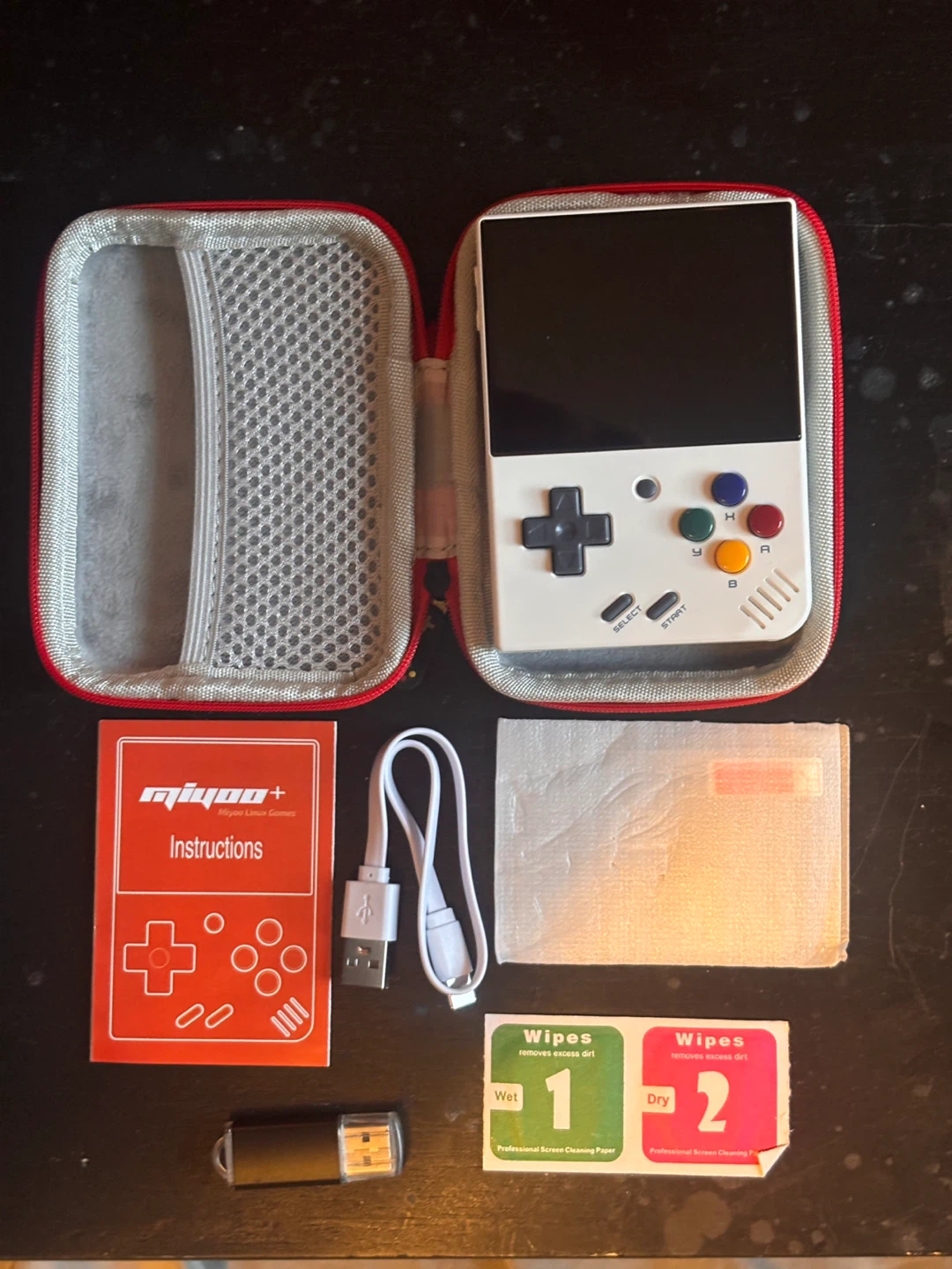 Miyoo Mini Plus with Case (White)