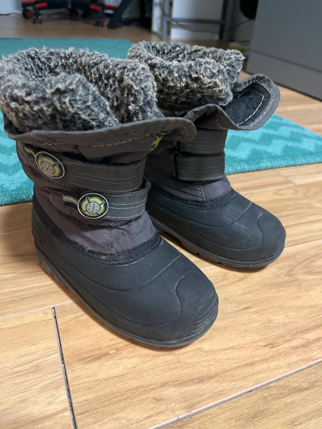 Kamik Kids Snow Boots Size 10