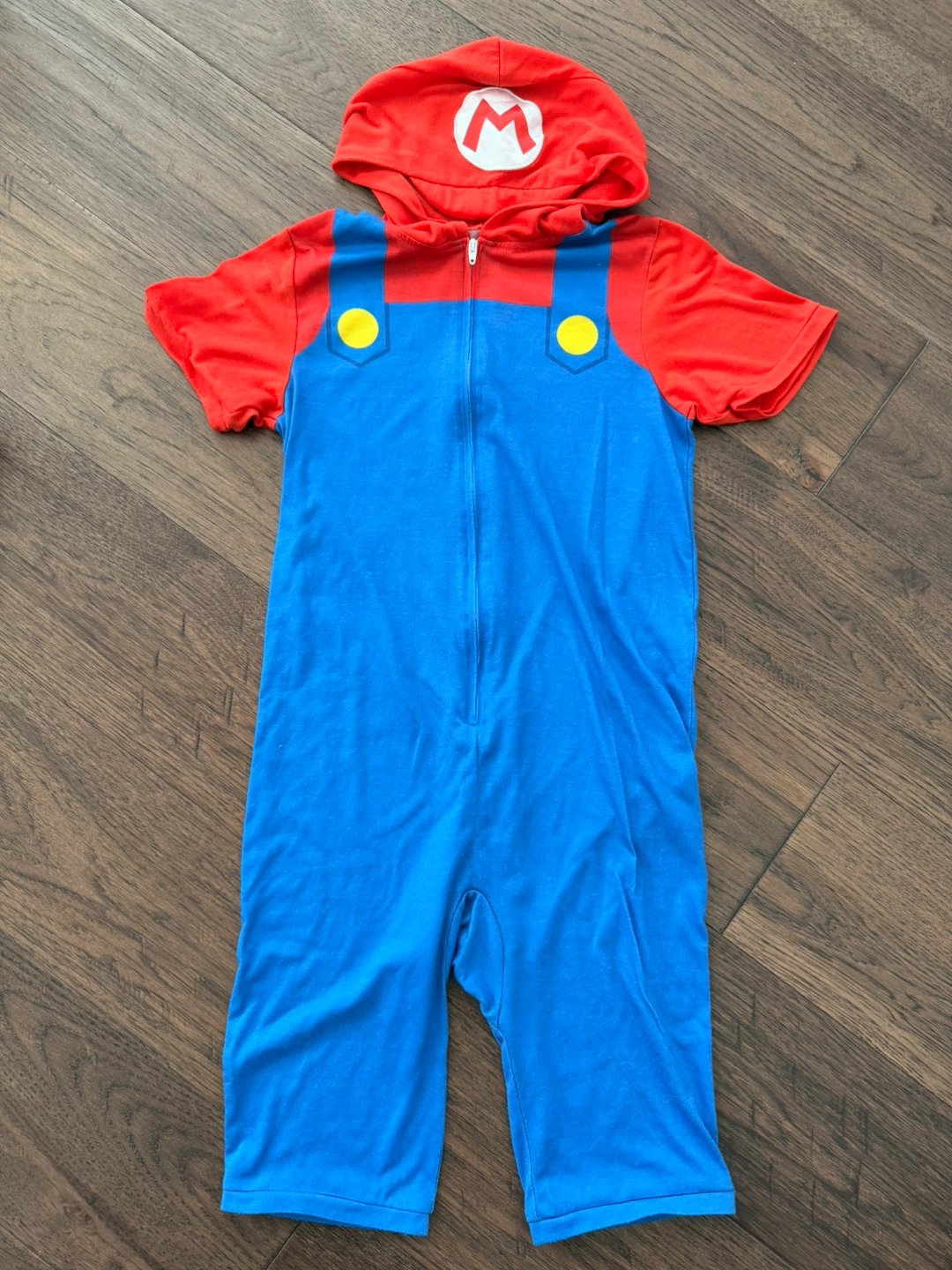 $10 for Everything!! Super Mario Kids Clothing Lot (size 4-6) - photo 2