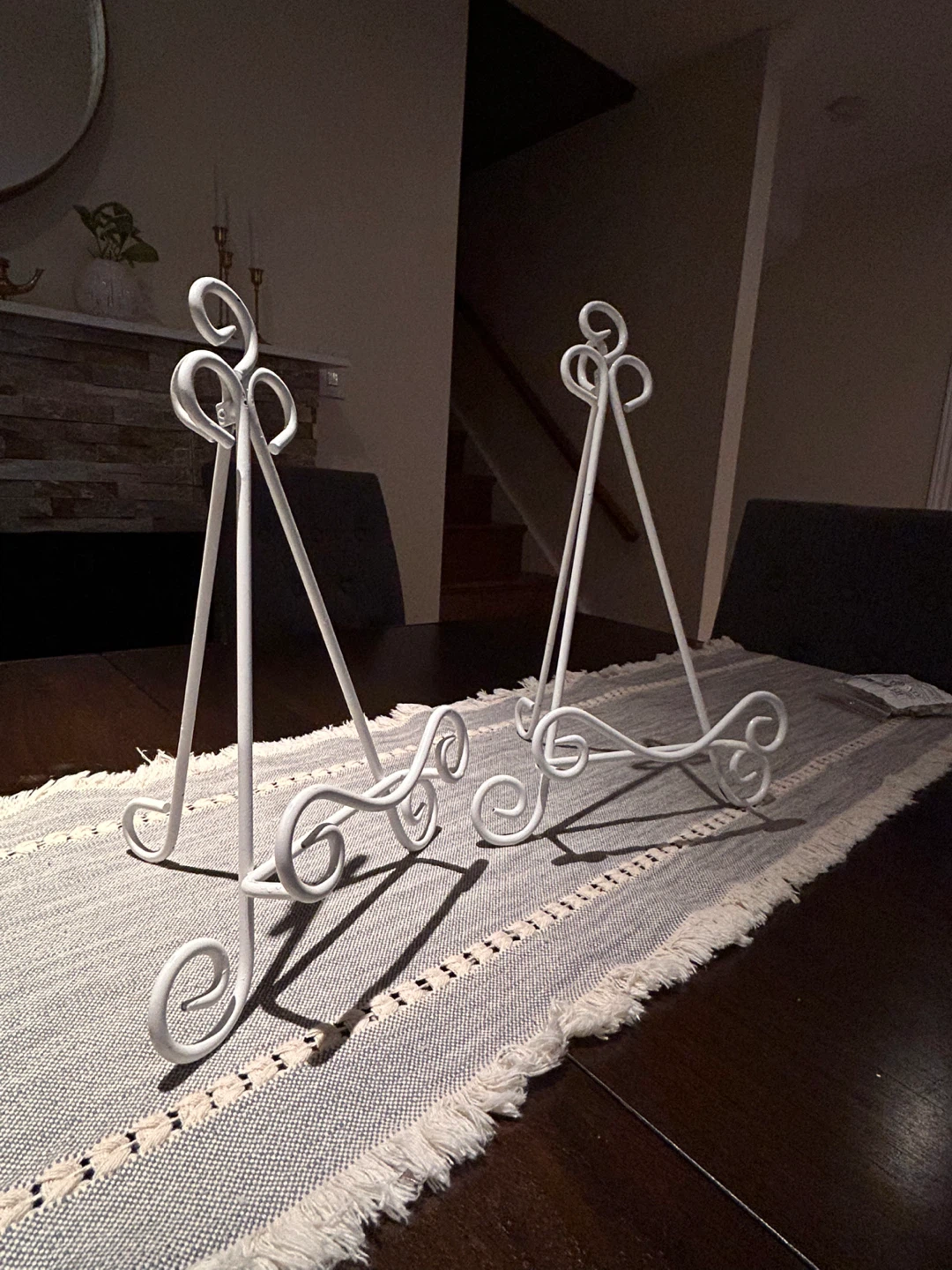 Set of 2 White Metal Decorative Easels - photo 2