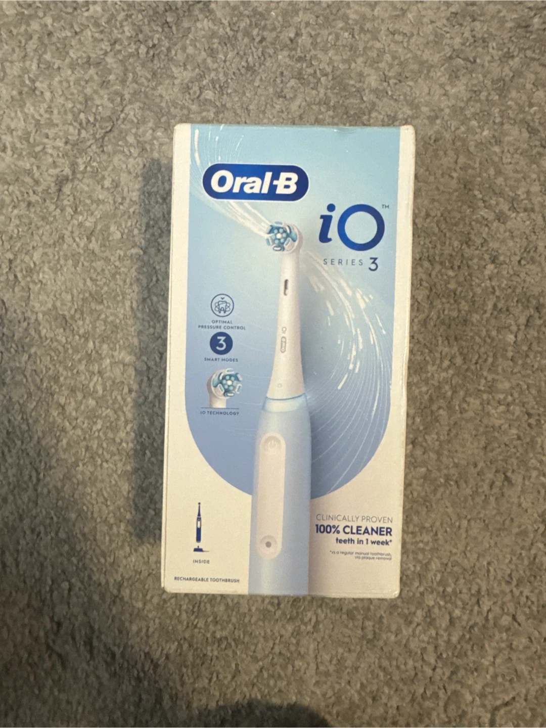 Oral-B iO Series 3 Rechargeable Toothbrush - Ice Blue