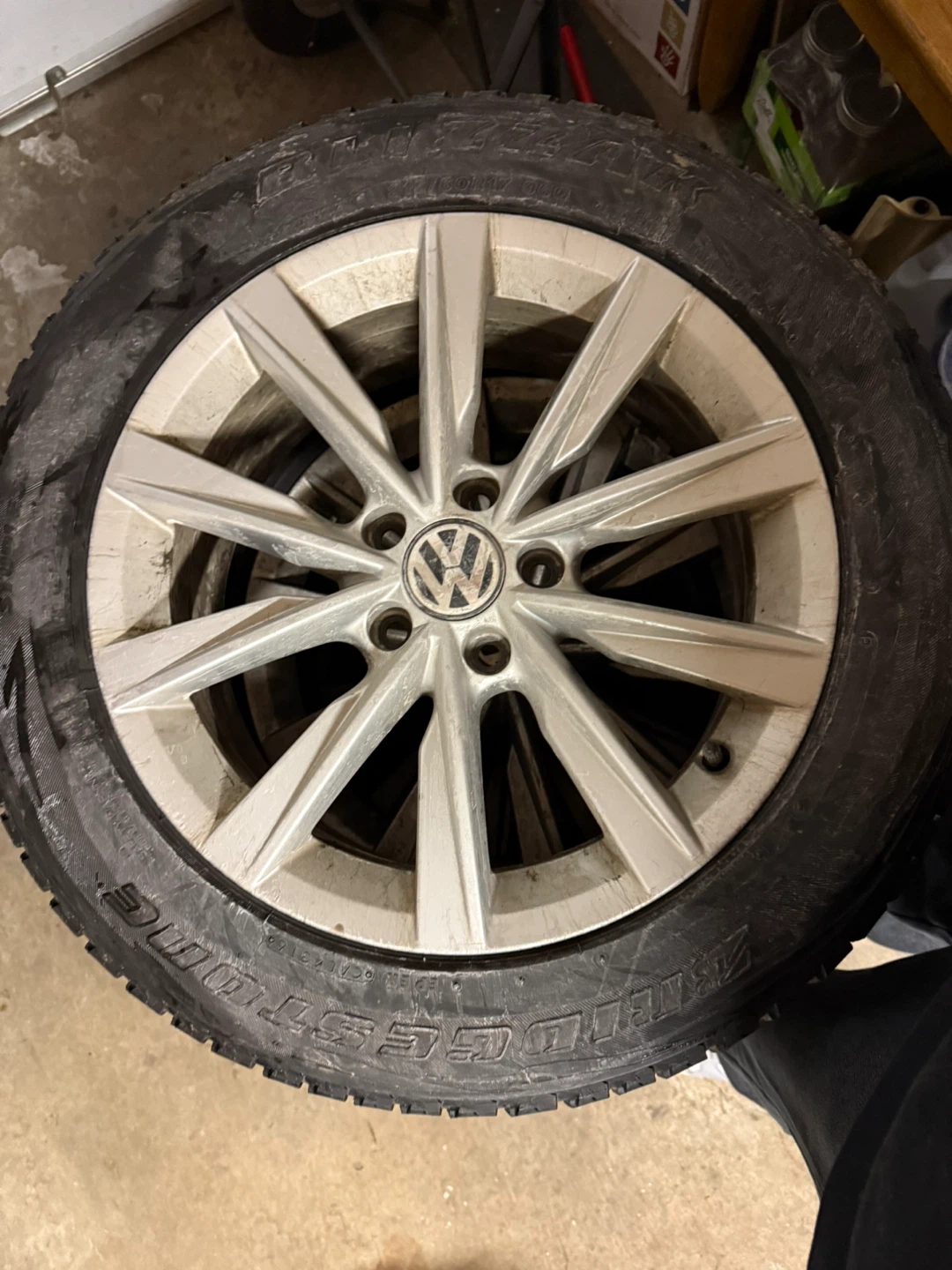 Volkswagen 17-inch "Philadelphia" alloy wheel 5/112 - photo 3