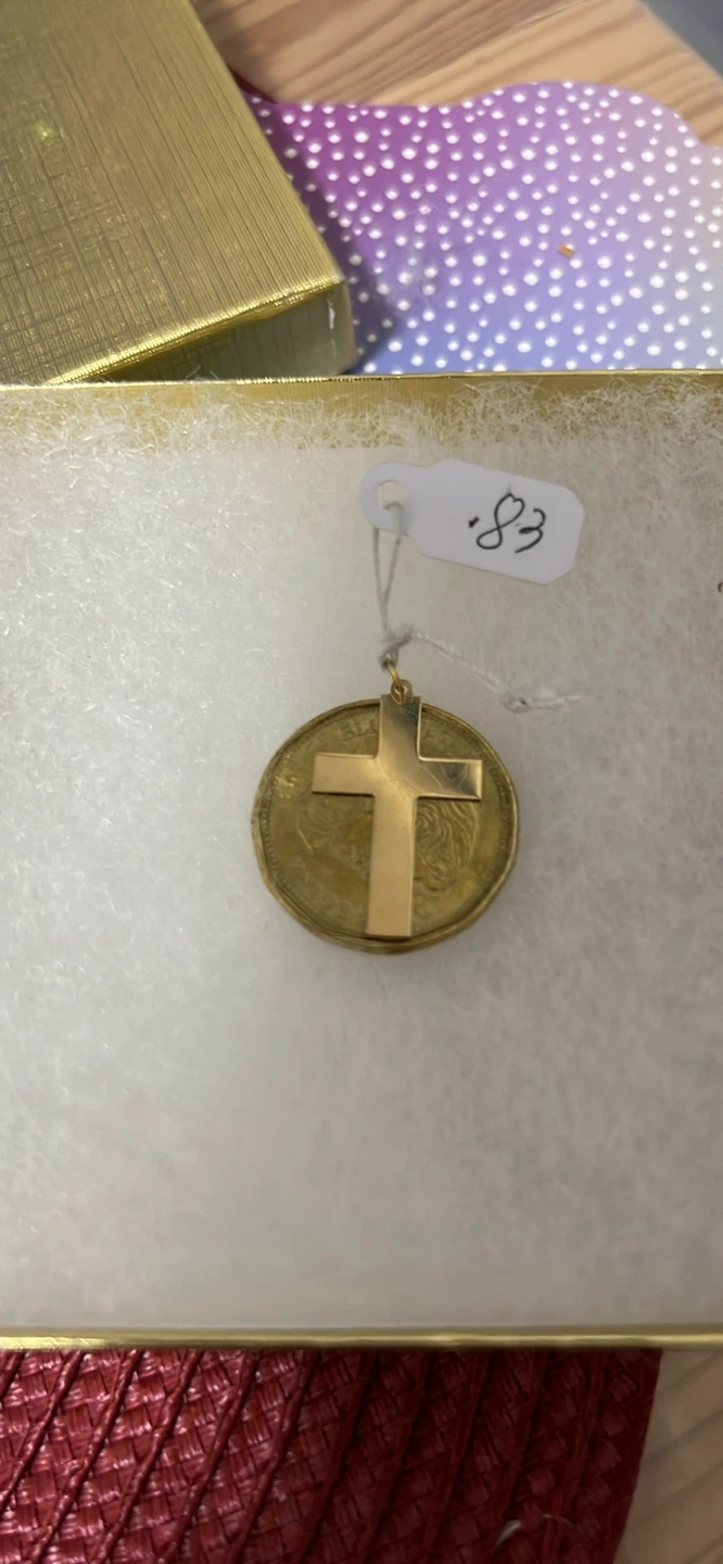18k gold  Cross Pendant