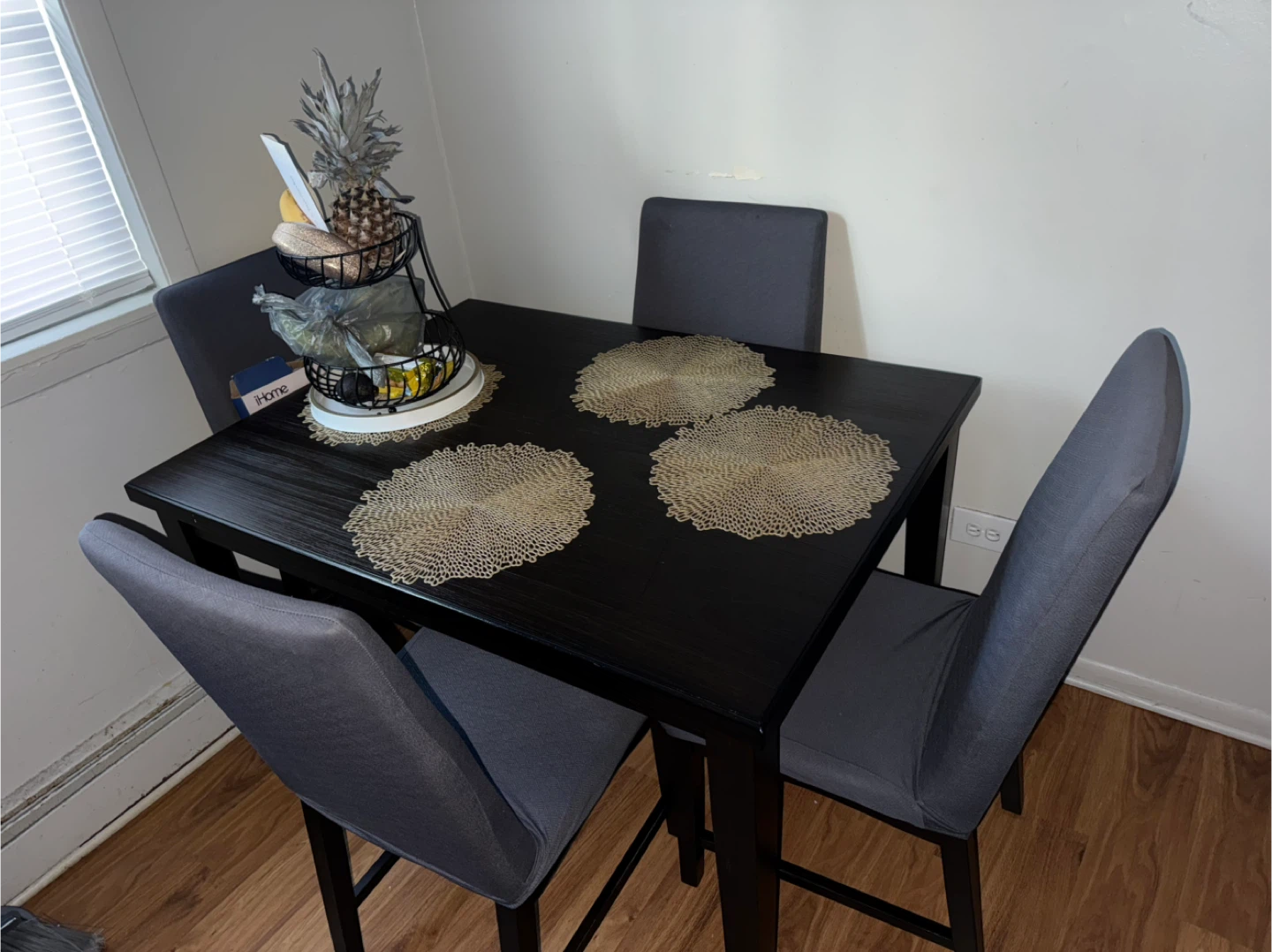 Black Coffee Table with Shelf - photo 5