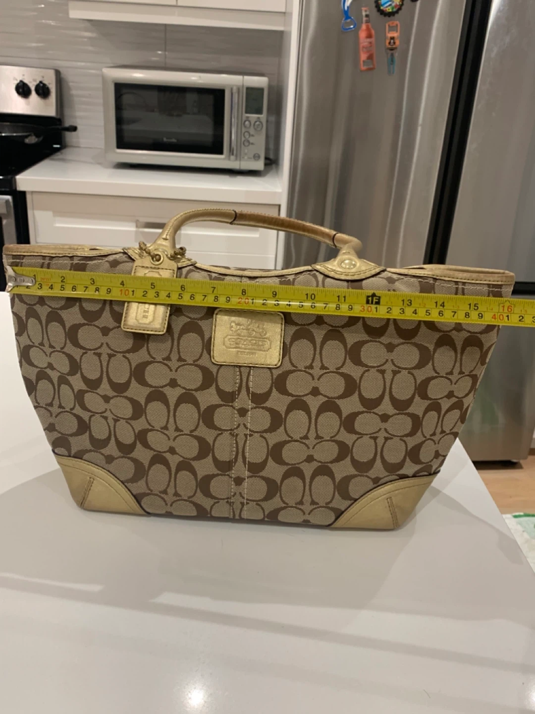 🔥Price Firm! New Coach Gold Signature Large Tote Bag 🔥 - photo 3