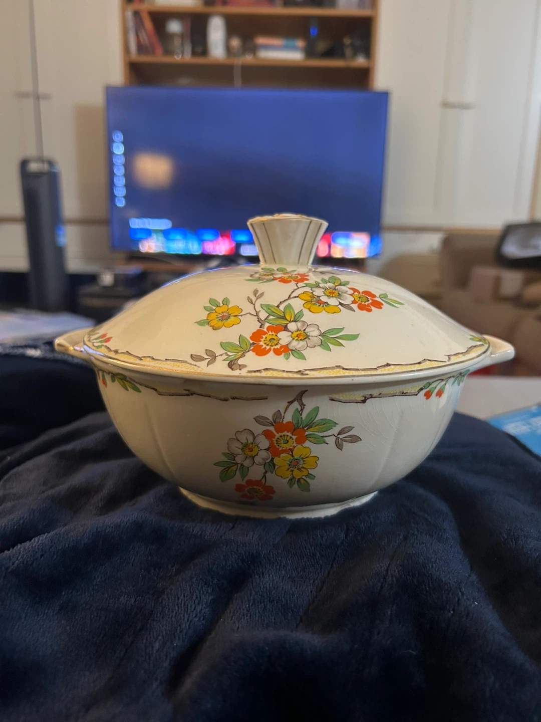 Vintage Floral  Wedgwood Terine Covered Casserole Dish