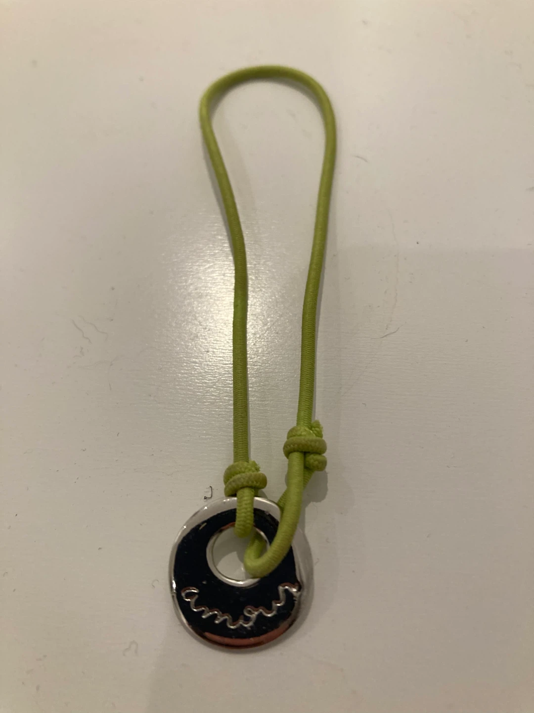 Green Elastic Bracelet with 'Amour' Pendant - photo 3