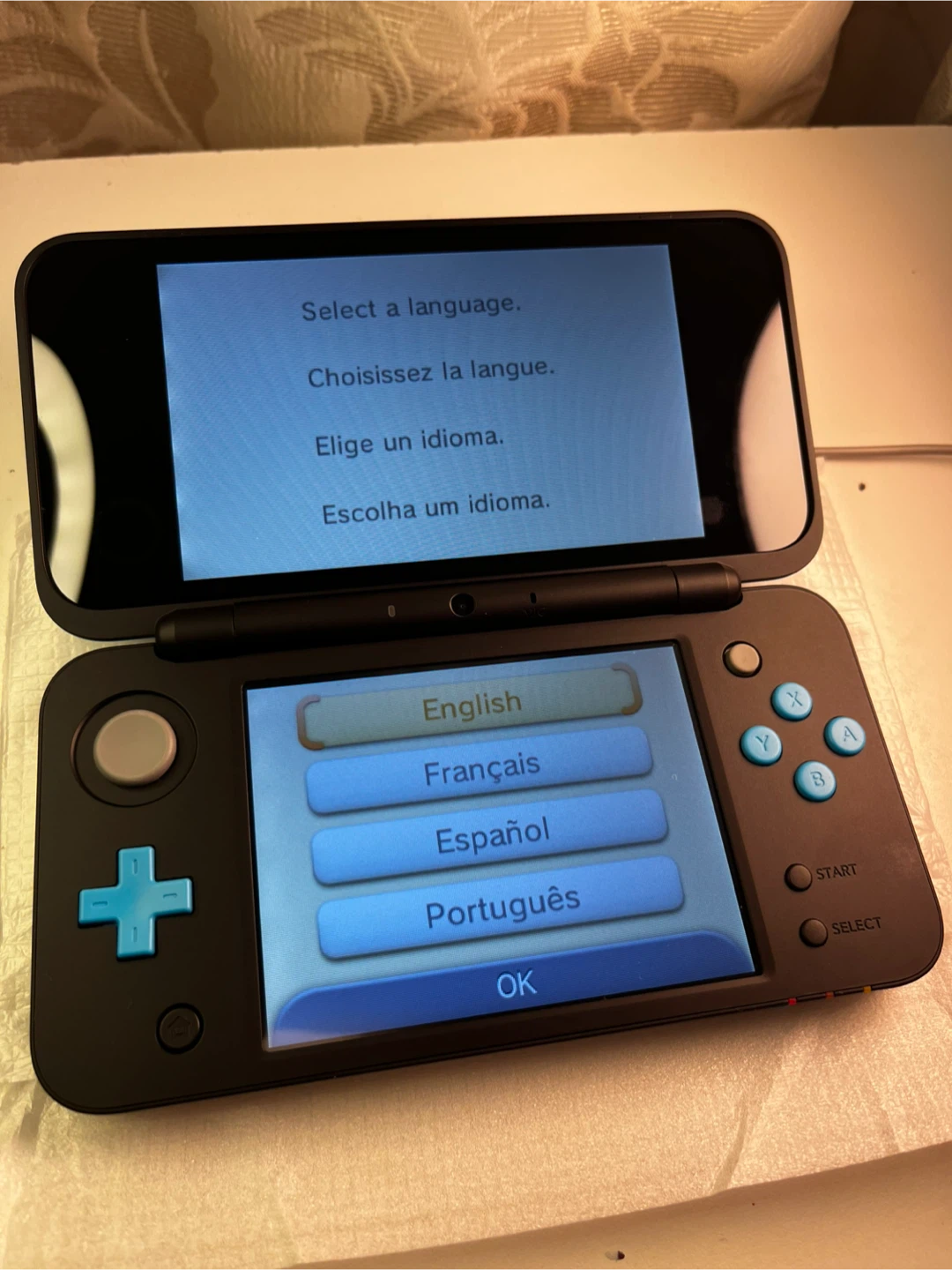 Brand New Nintendo New 2DS XL – Complete in Box (Never Used) - photo 4
