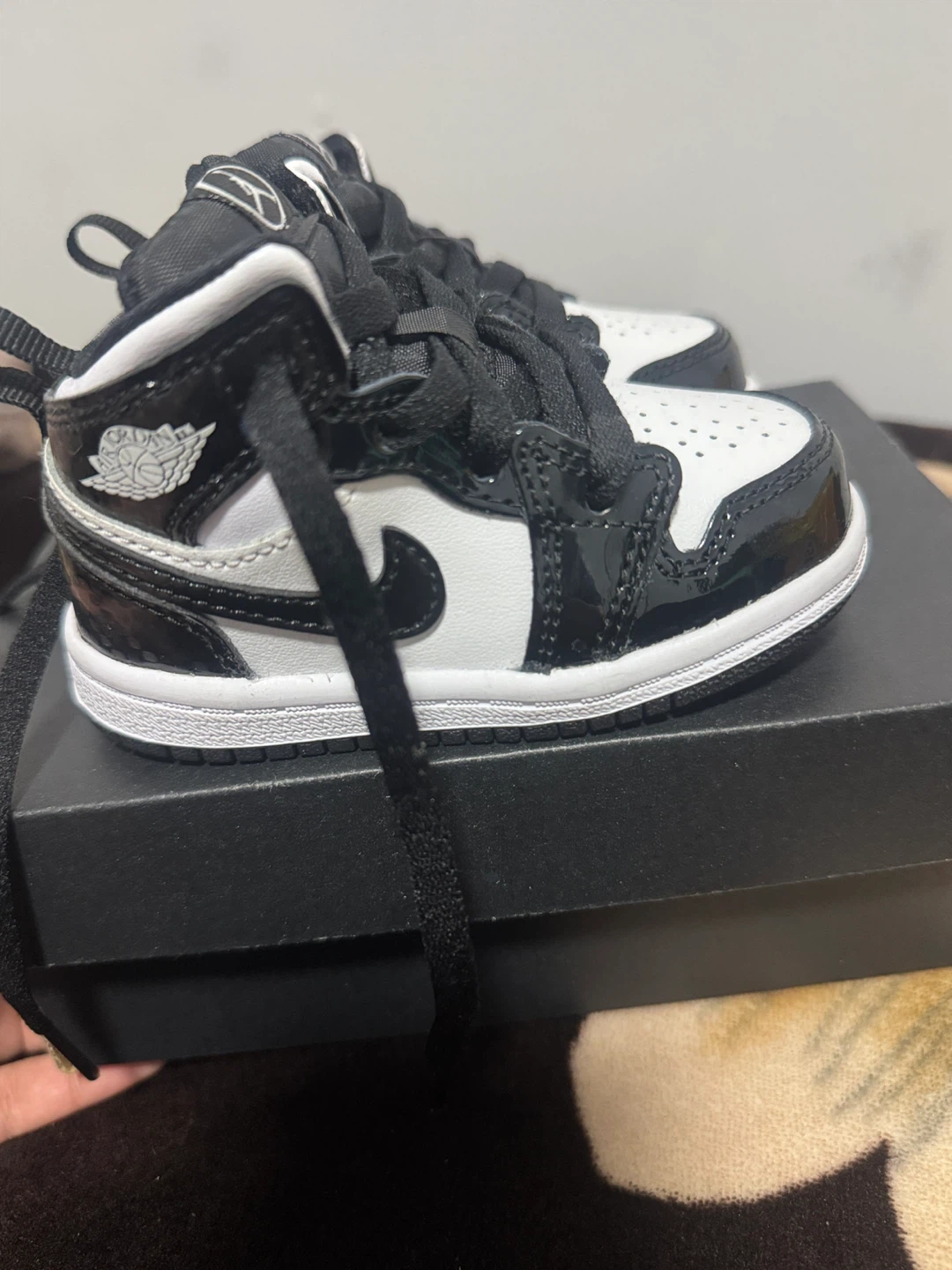 Jordan 1 Mid (TD) Toddler Shoes Black/White Royal - photo 5