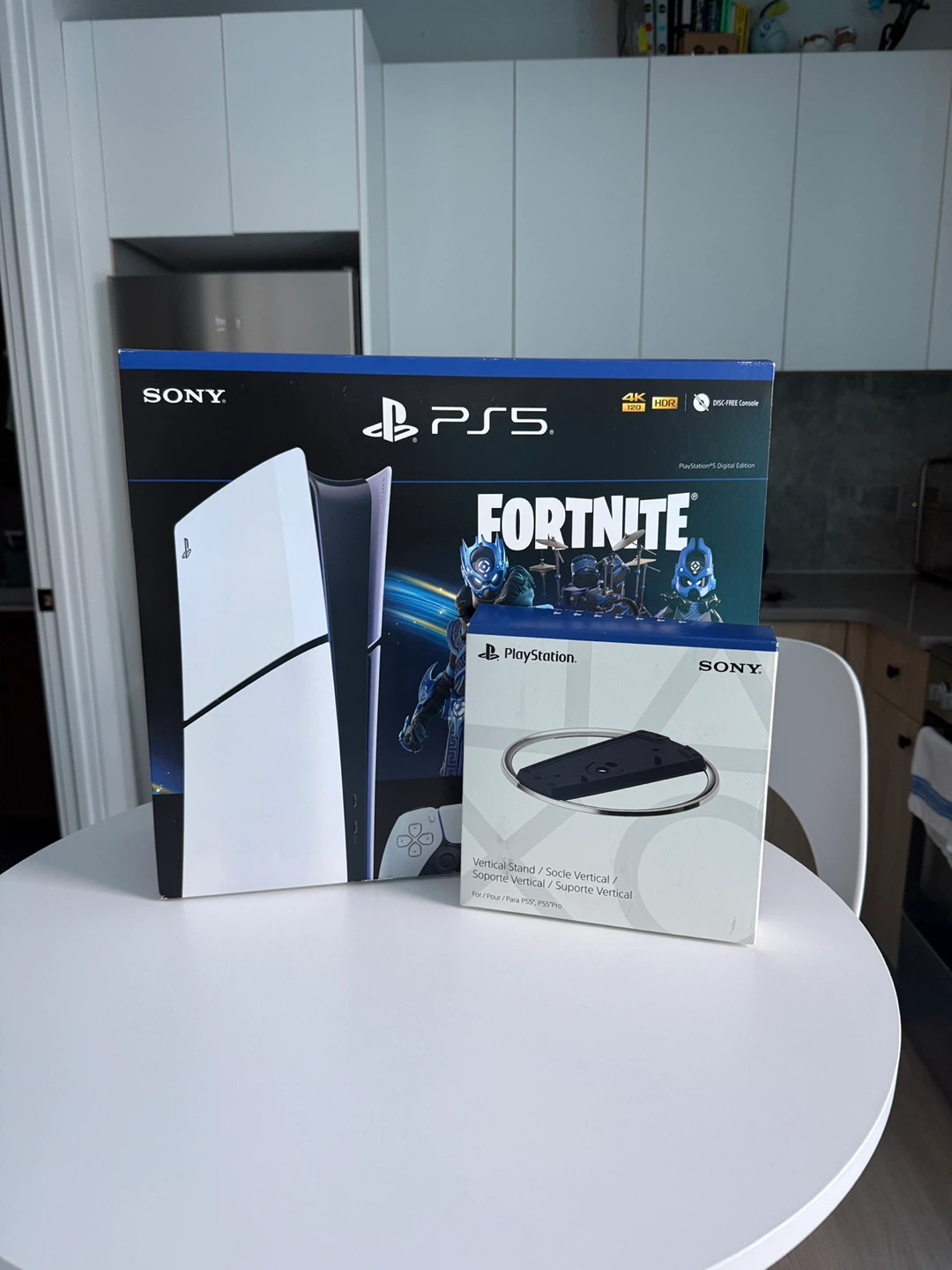 PS5 Slim Digital Edition + Official Vertical Stand