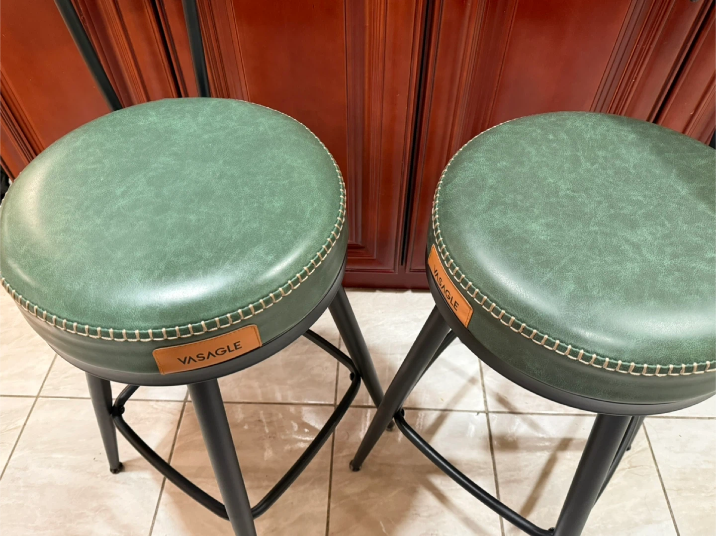 VASAGLE Green Faux Leather Bar Stools (Set of 2) - photo 2