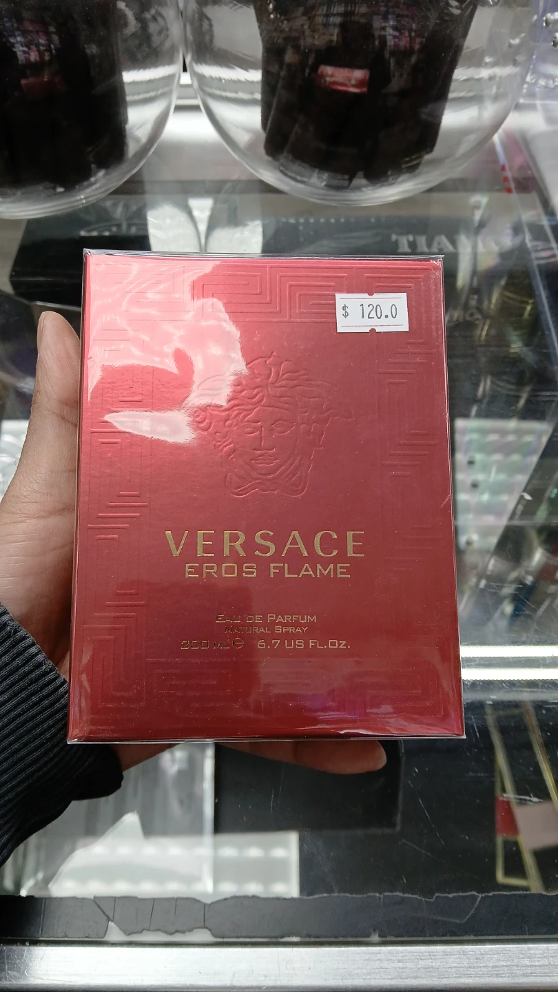 Versace Eros Flame Eau de Parfum Natural Spray 200 mL