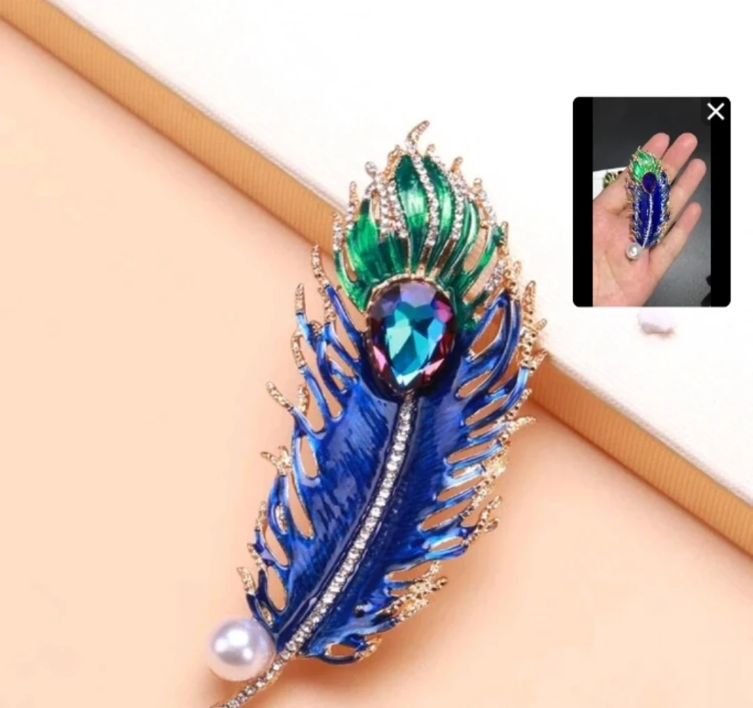 Peacock Feather Rhinestone Brooch - photo 2
