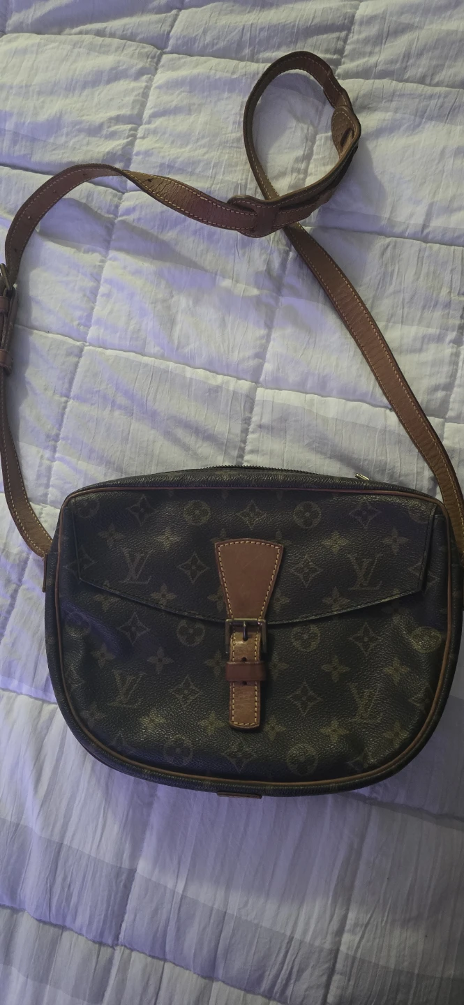 Louis Vuitton Monogram Canvas Bourse Shoulder Bag