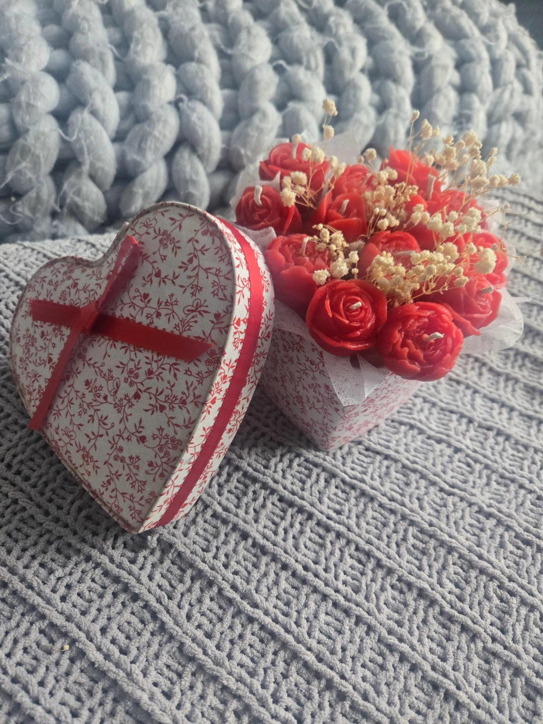 Red Rose Scented Candles Bouquet with Heart Gift Box