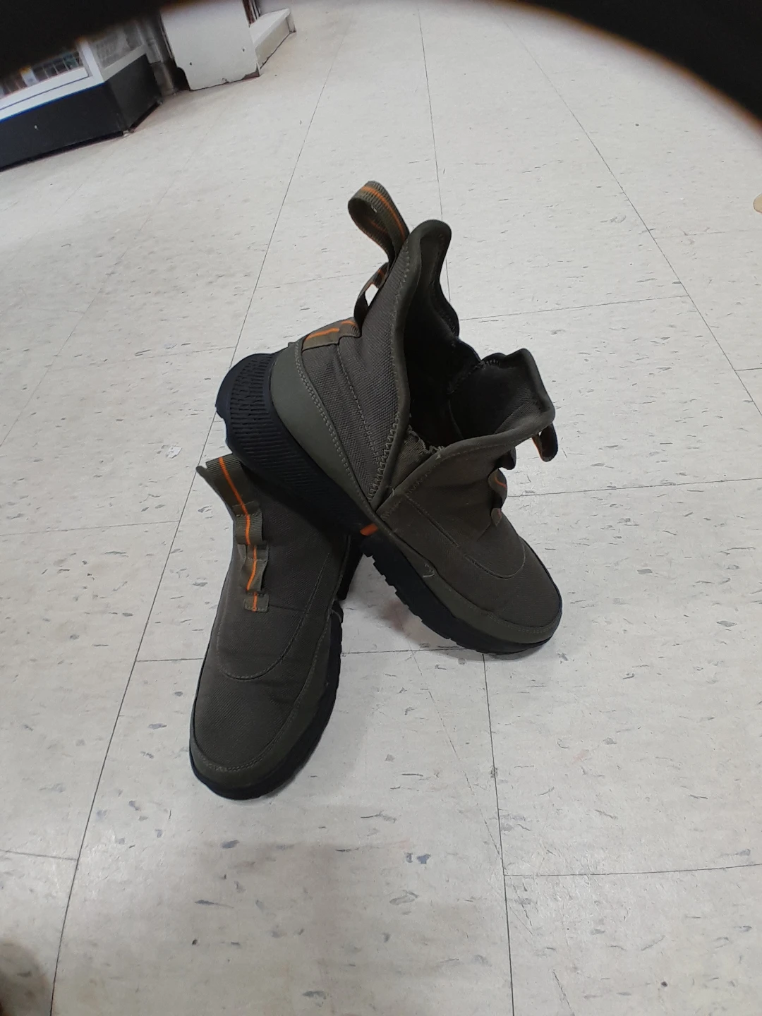 Columbia Men's SH/FT Aurora Boots Men's Size 8.5 - photo 3