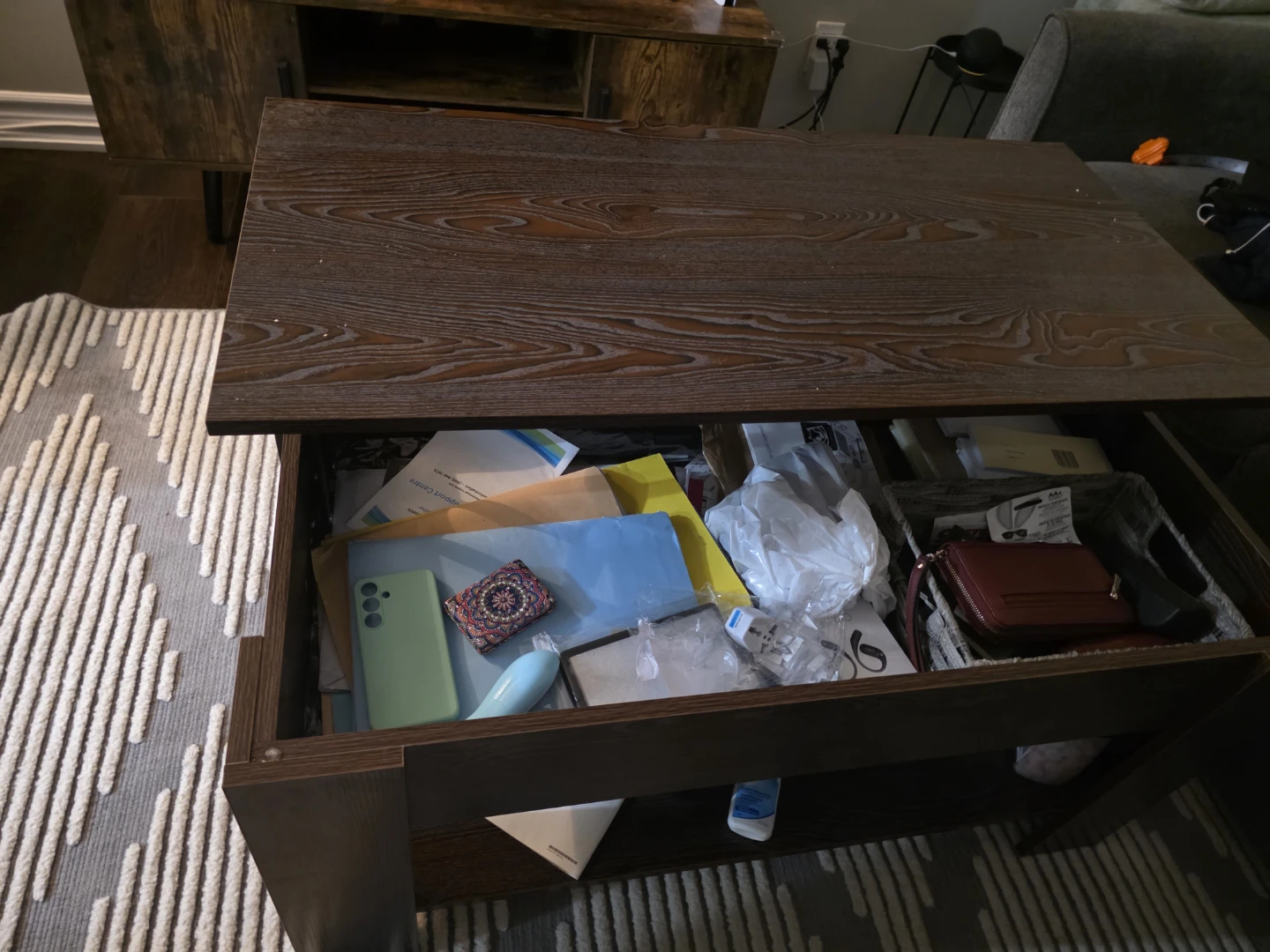 Dark Brown Lift-Top Coffee Table - photo 3