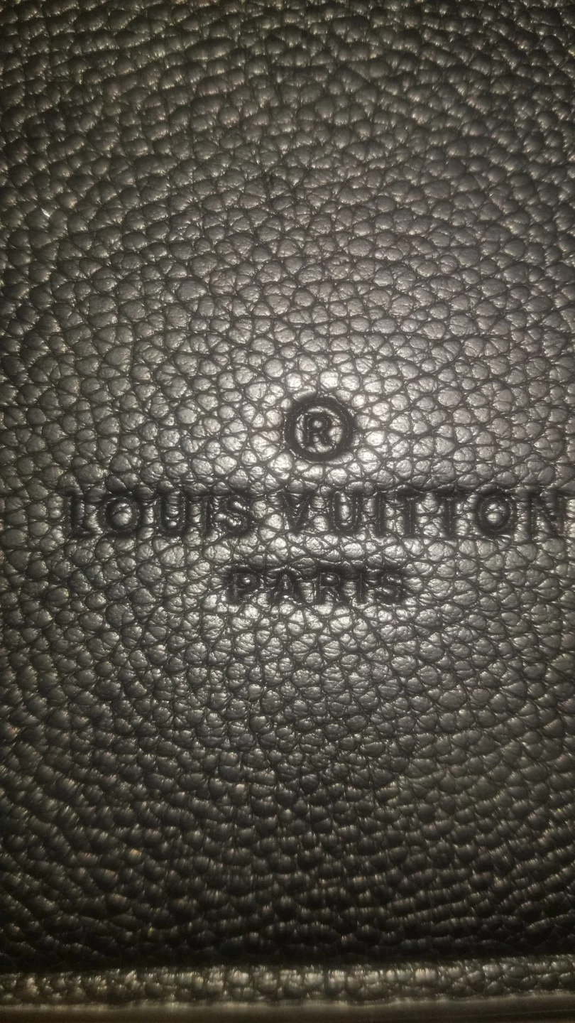Louis Vuitton Black Crossbody Bag - photo 5