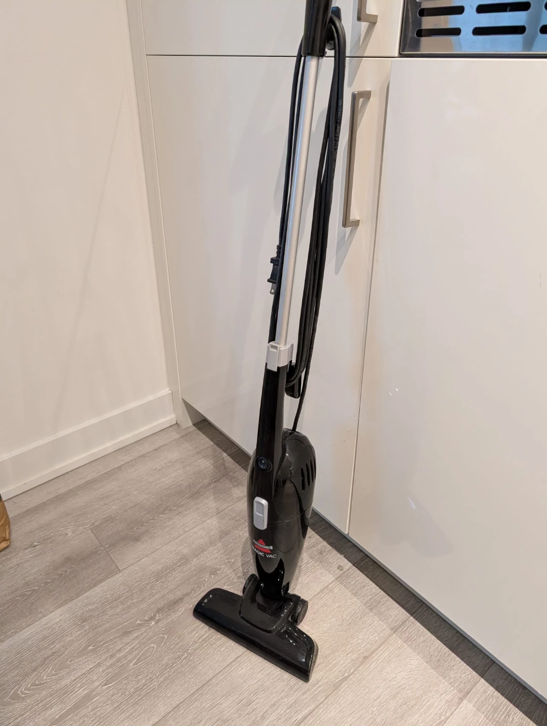 Bissell Magic Vac Stick Vacuum - Black - photo 2