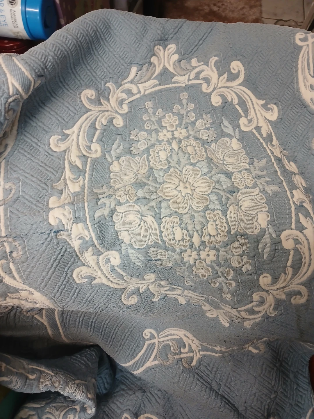 Blue & White Floral Bedspread - photo 3