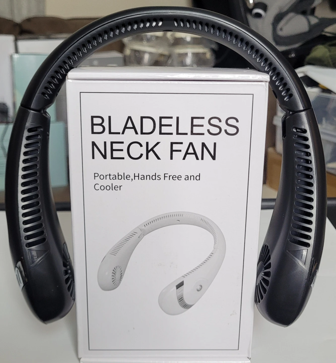Bladeless Neck Fan - Portable & Hands Free