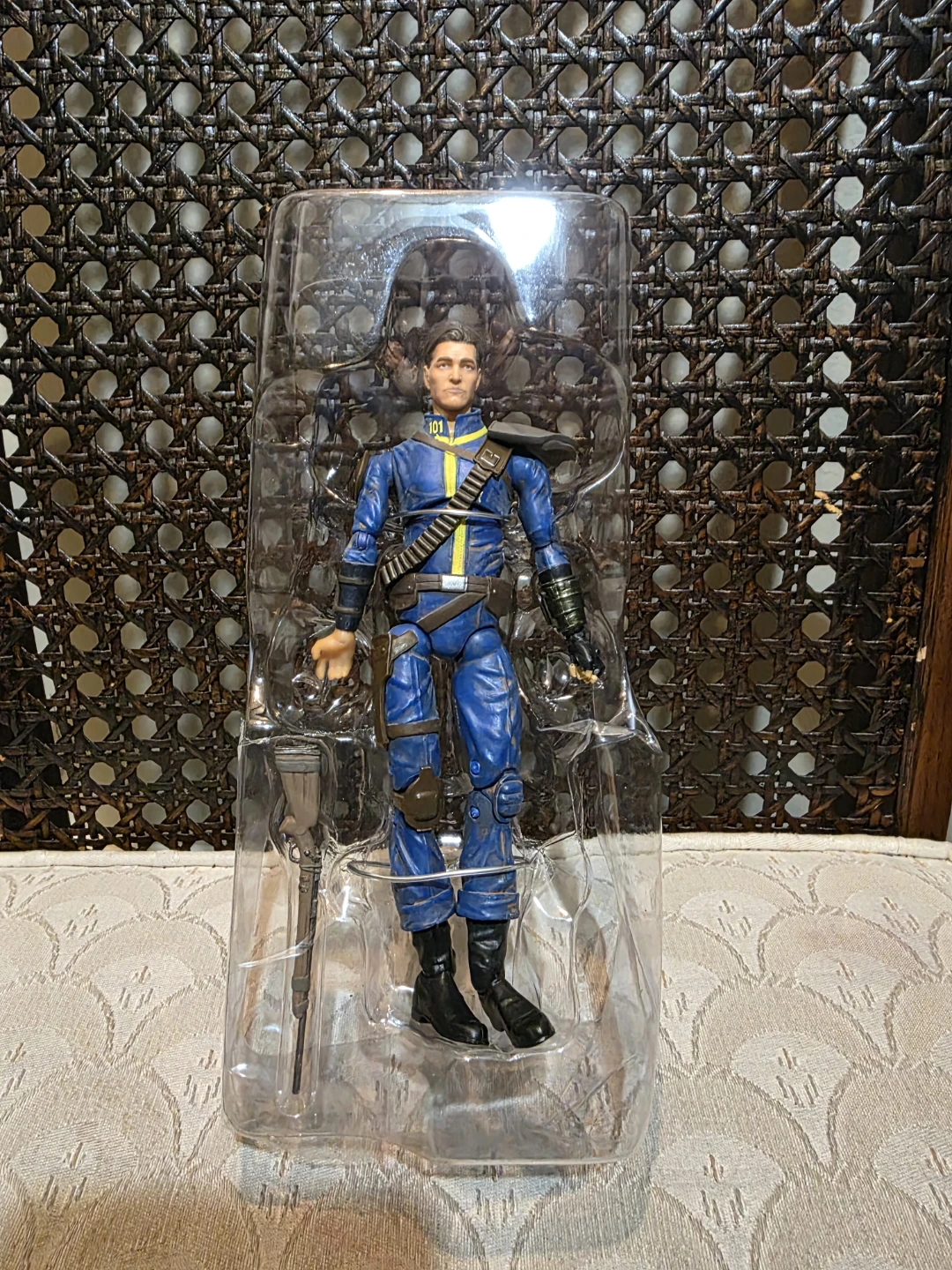 Vault Dweller 101 Fallout Action Figure 🥕