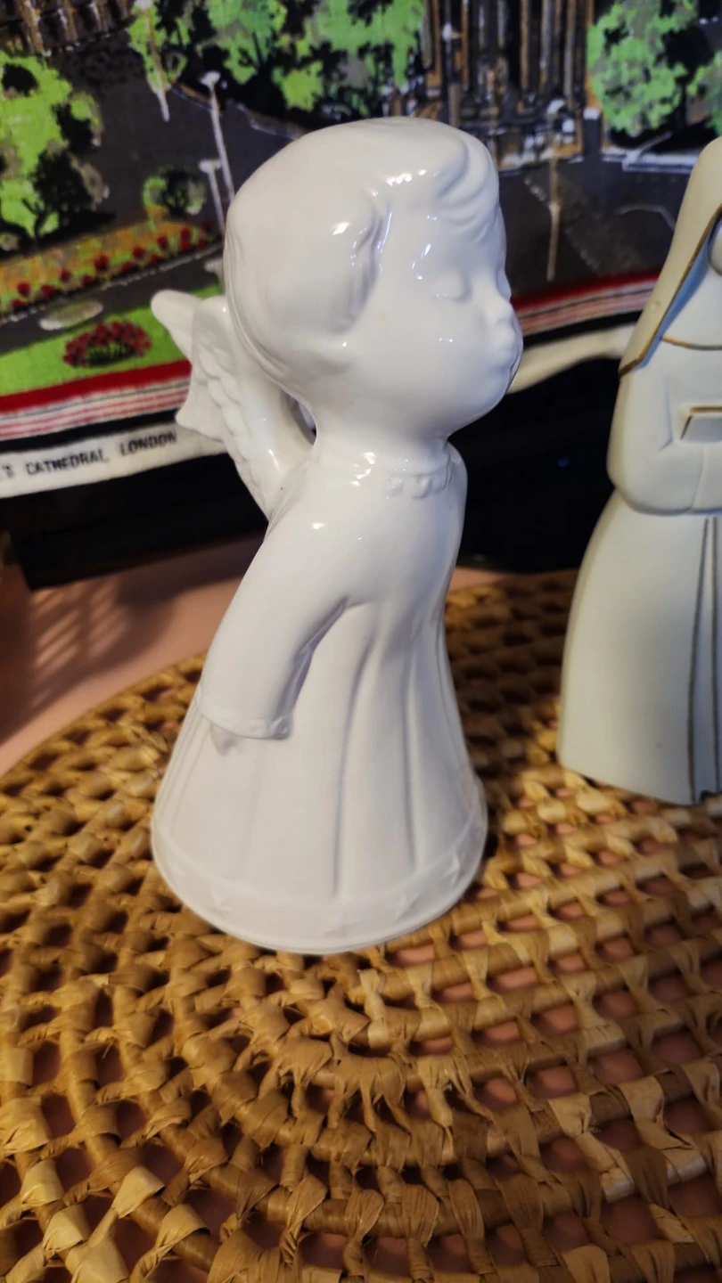Vintage Porcelain Figurines - photo 3