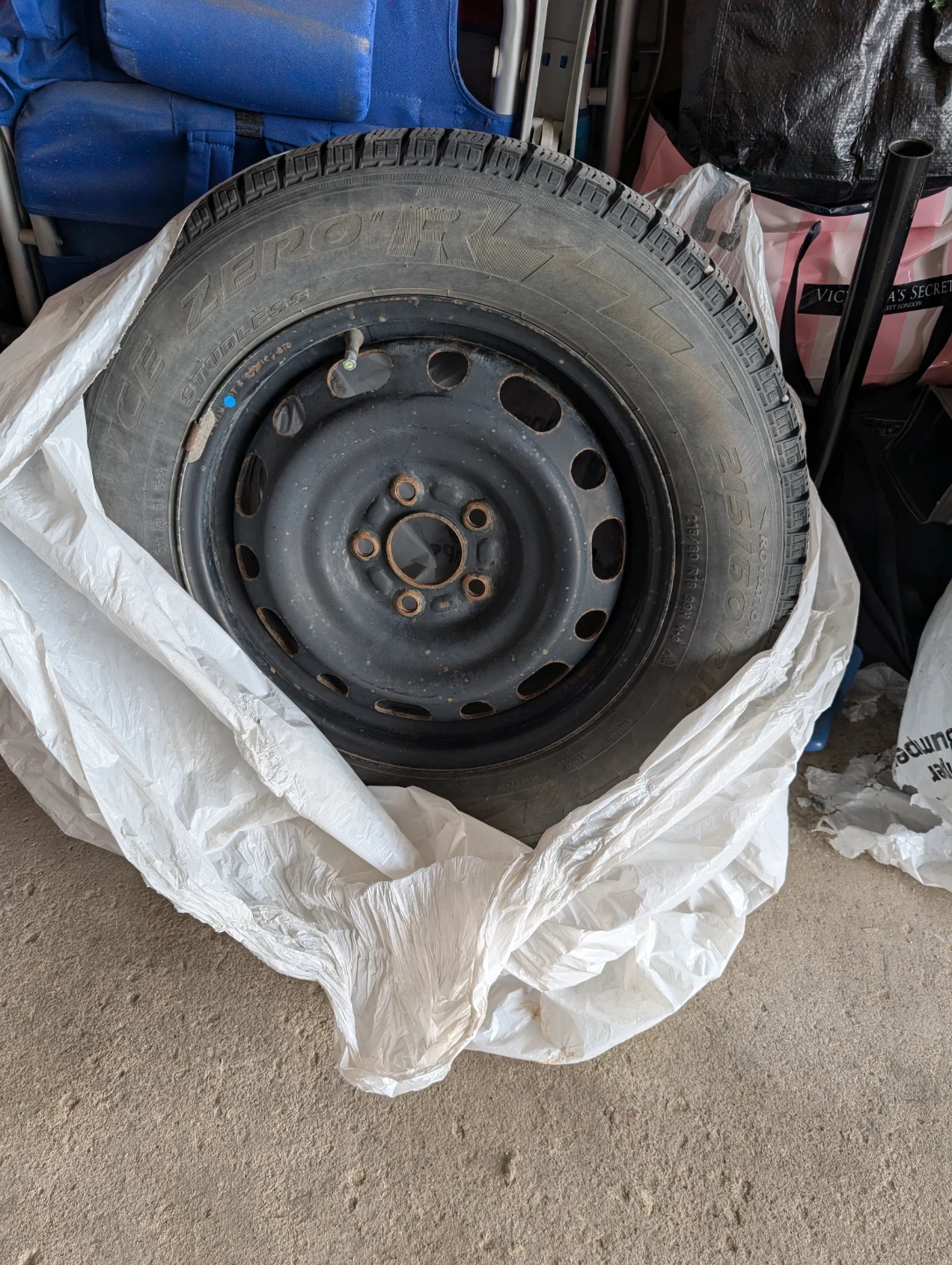 4 Mazda CX3 Winter tires with rims