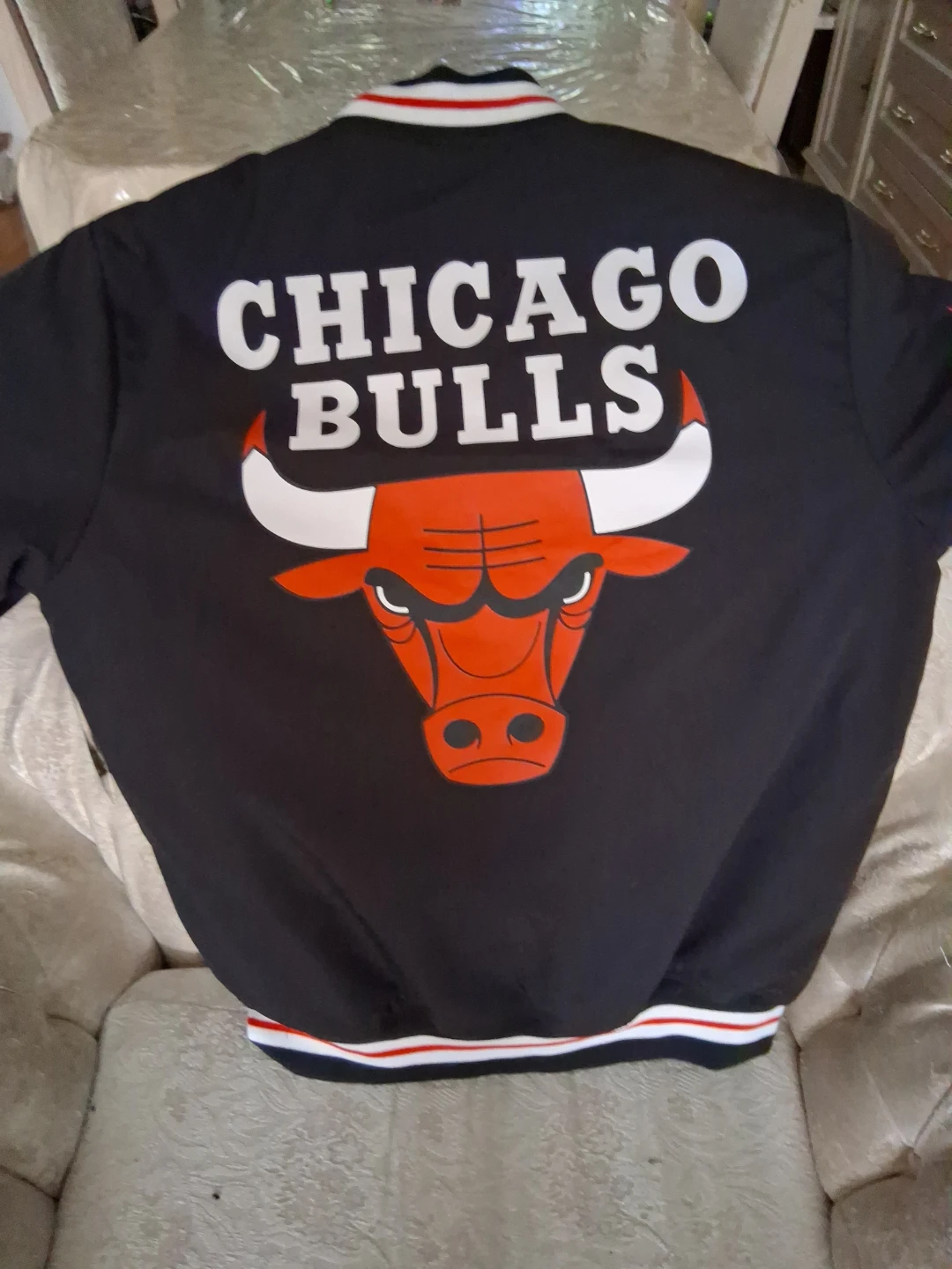 NBA Chicago Bulls Bomber Jacket - Size S - photo 4