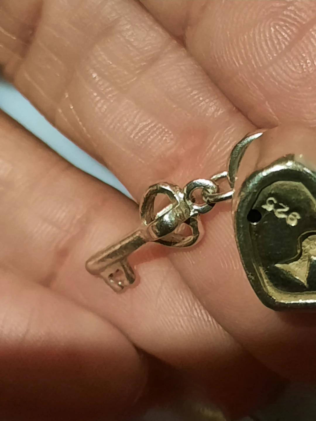 Hefty chunky Sterling Silver Lock and Key heart charm Vintage - photo 4